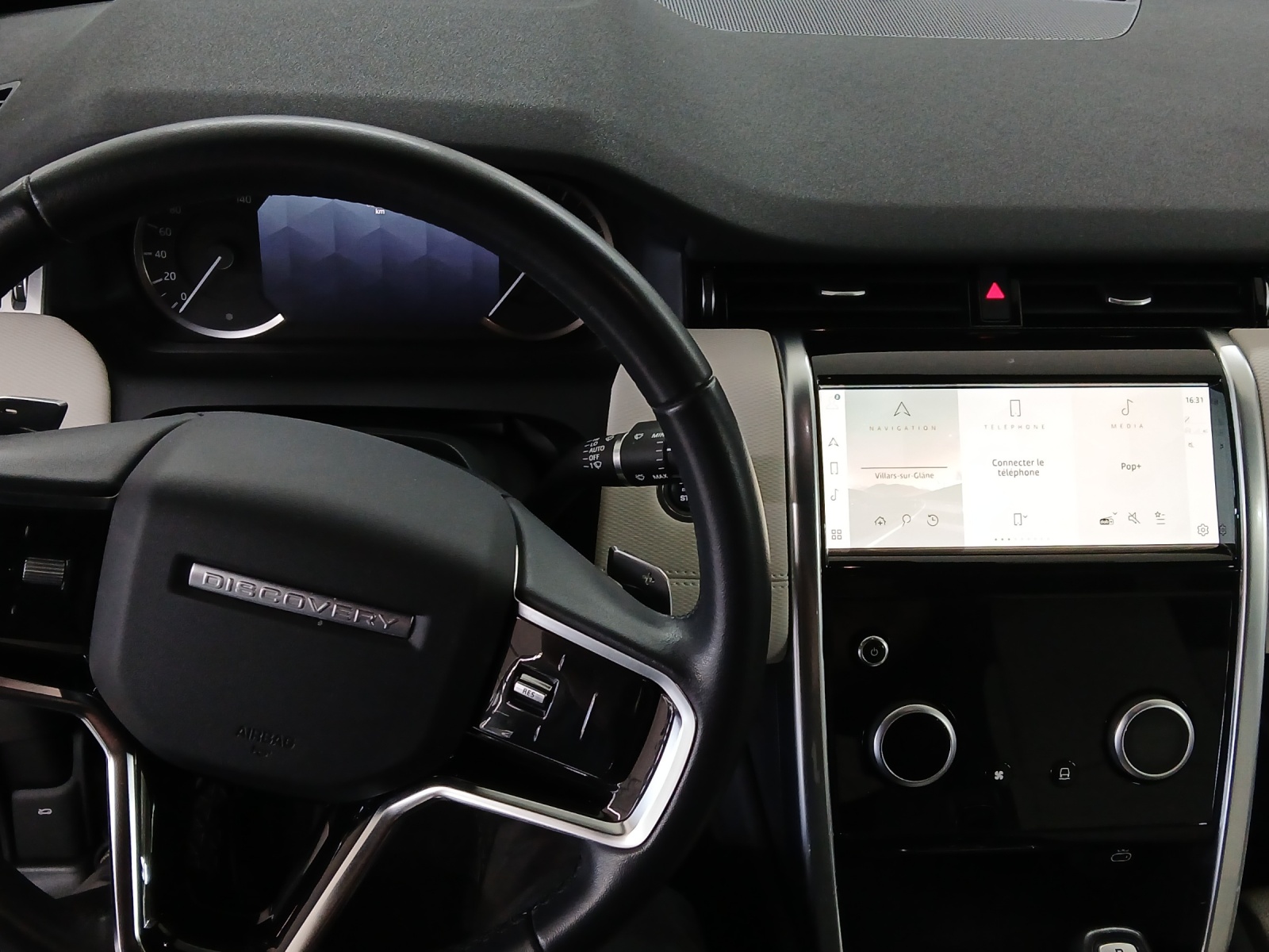 LAND ROVER Discovery Sport R Dyn. D165 2.0D TD4 MHEV SE AWD AT9-image-8