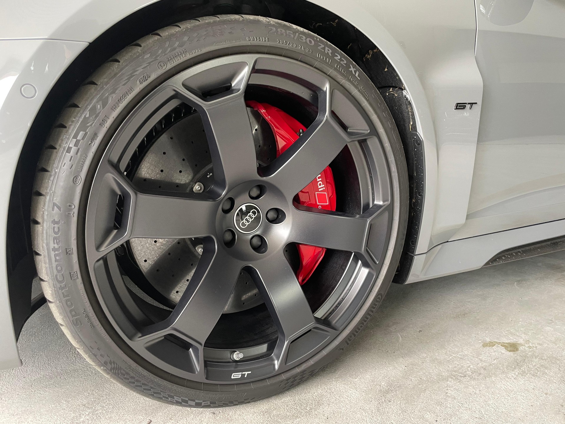 AUDI RS6 GT Avant 4.0 TFSI V8 Performance quattro Sondermodell "1 of 660"-image-3