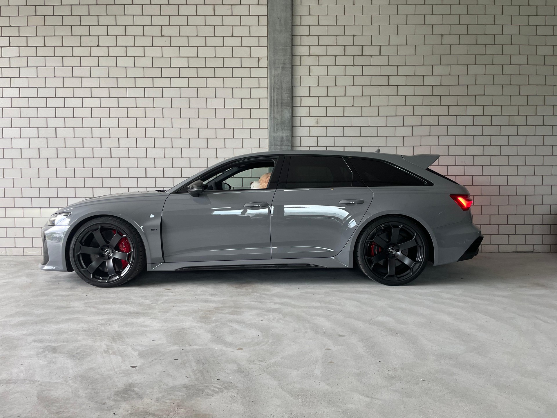 AUDI RS6 GT Avant 4.0 TFSI V8 Performance quattro Sondermodell "1 of 660"-image-0