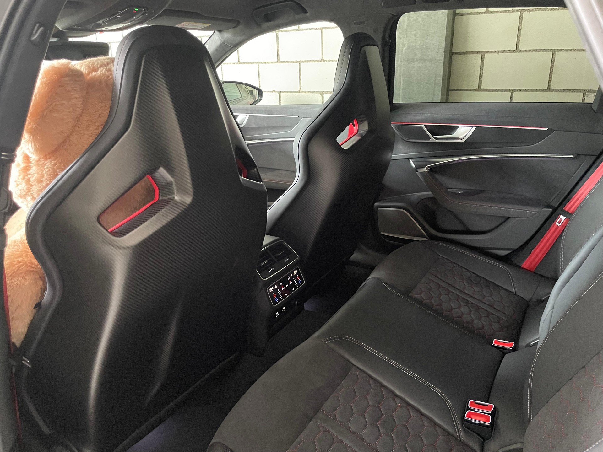 AUDI RS6 GT Avant 4.0 TFSI V8 Performance quattro Sondermodell "1 of 660"-image-8