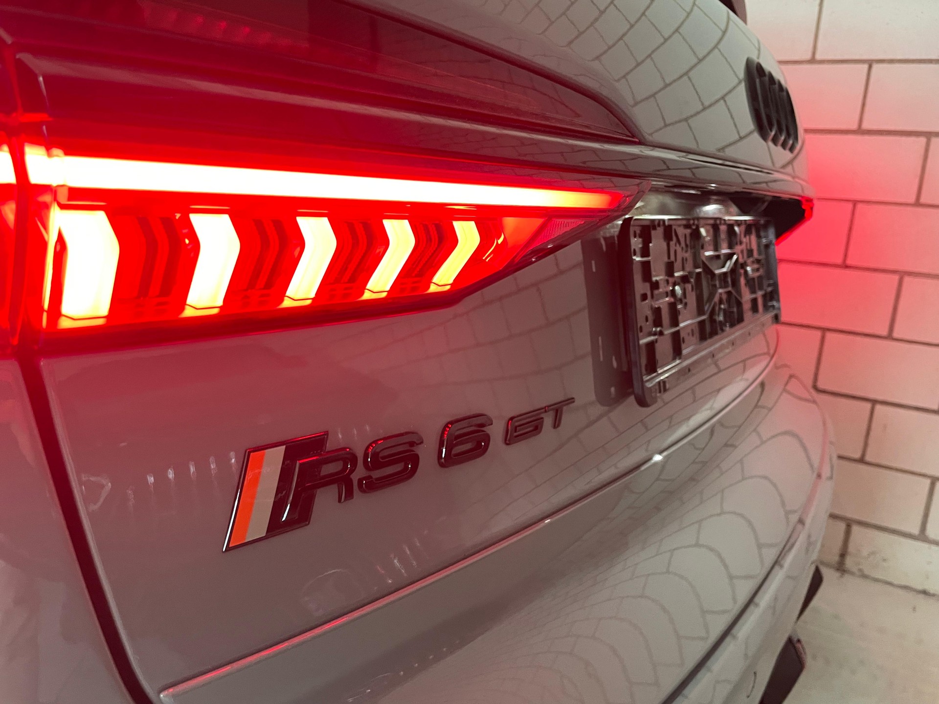 AUDI RS6 GT Avant 4.0 TFSI V8 Performance quattro Sondermodell "1 of 660"-image-5