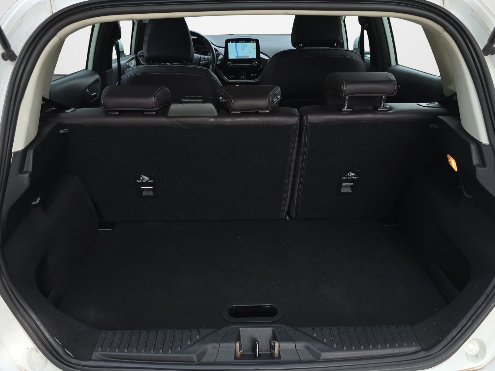 FORD Fiesta 1.0 EcoB 140 Vignale-image-11