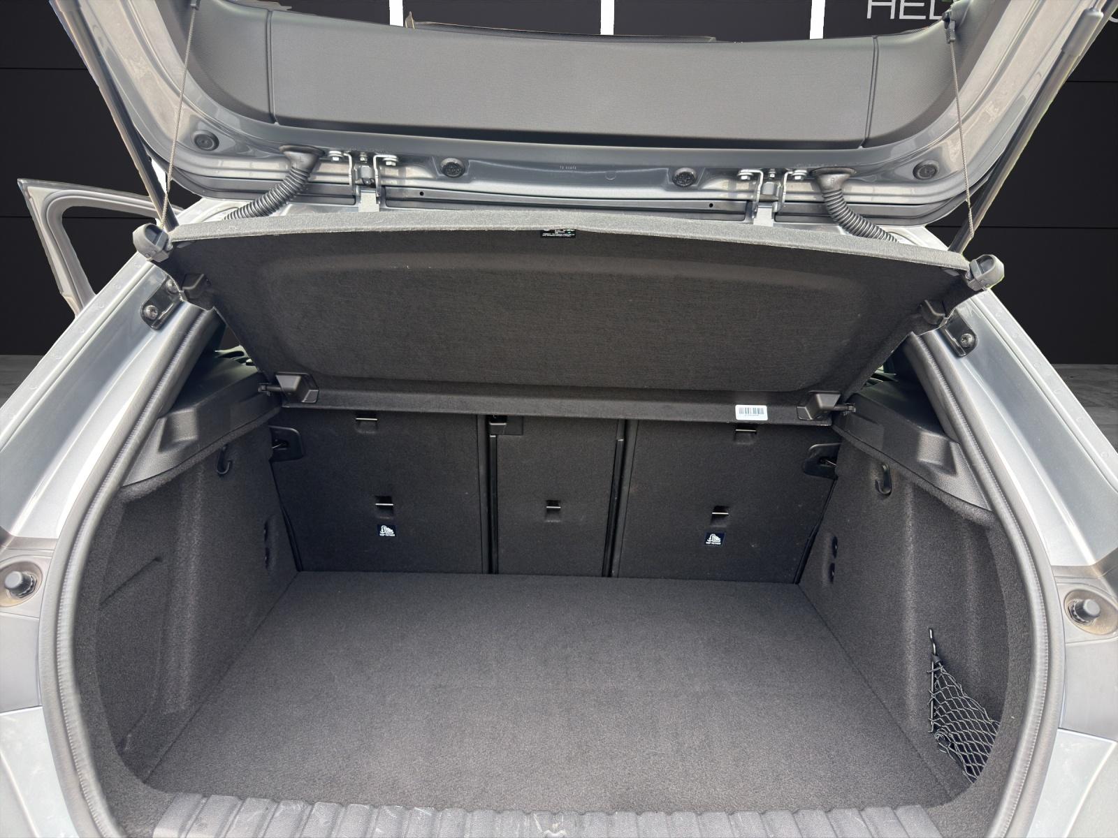 BMW 123 xDrive-image-16