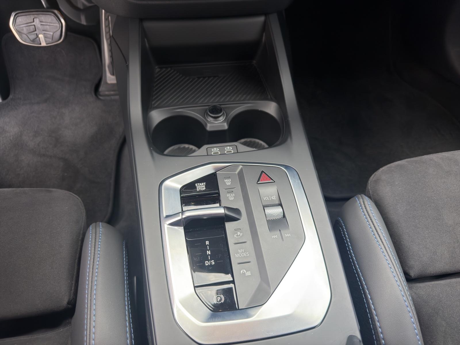 BMW 123 xDrive-image-12