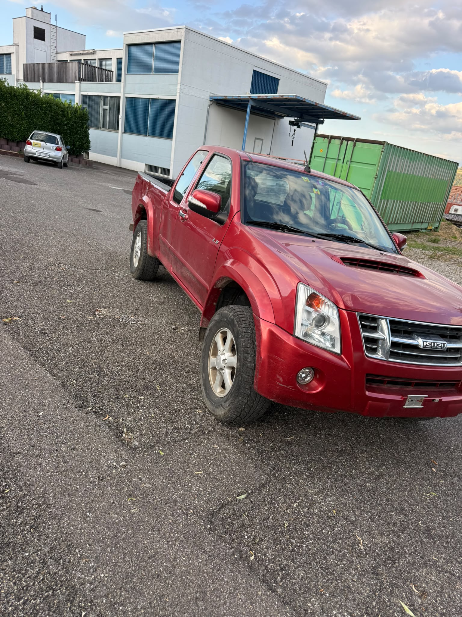 ISUZU D-MAX SpaceCab L 3.0 4x4-image-1