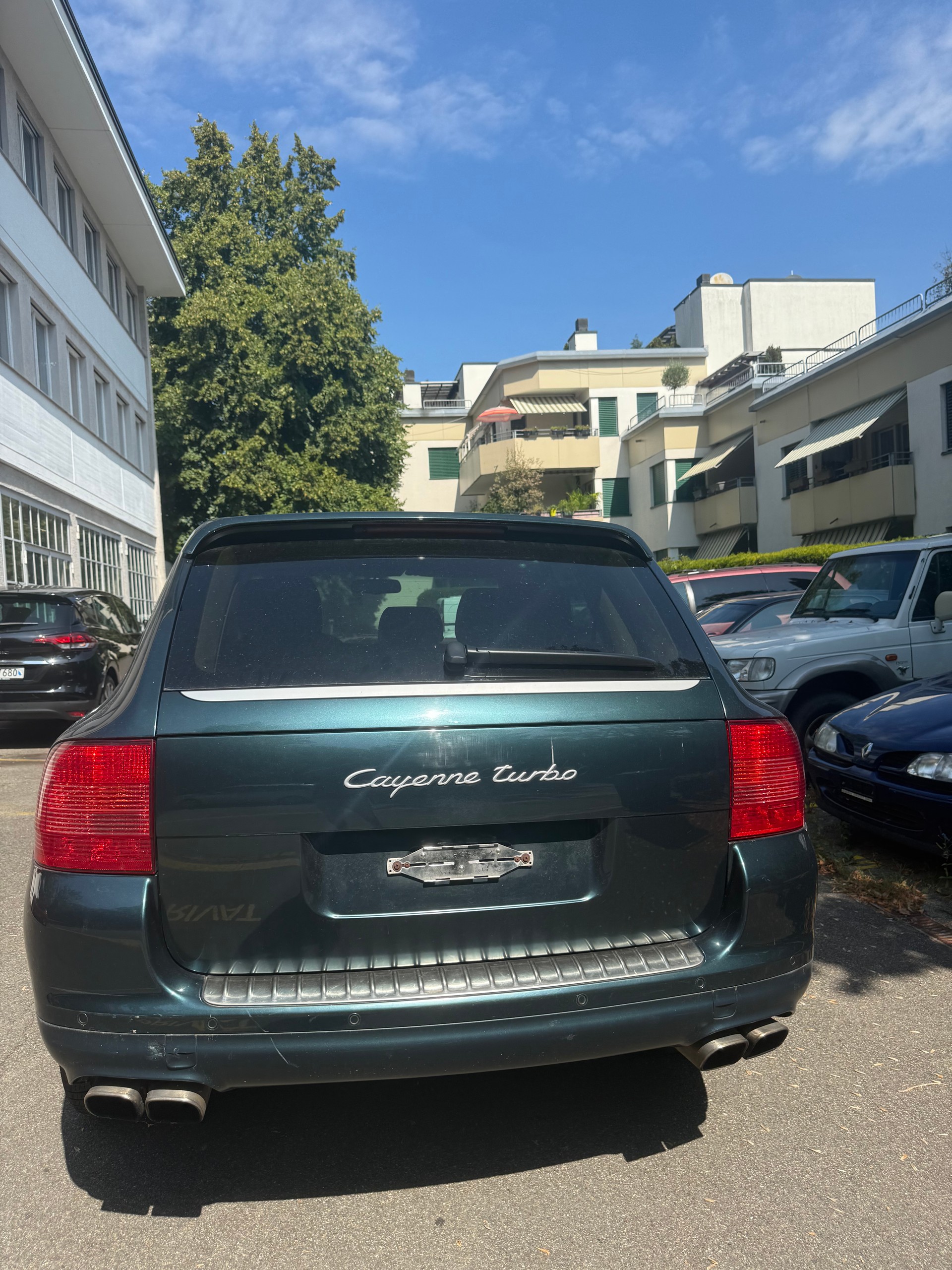 PORSCHE Cayenne Turbo-image-3