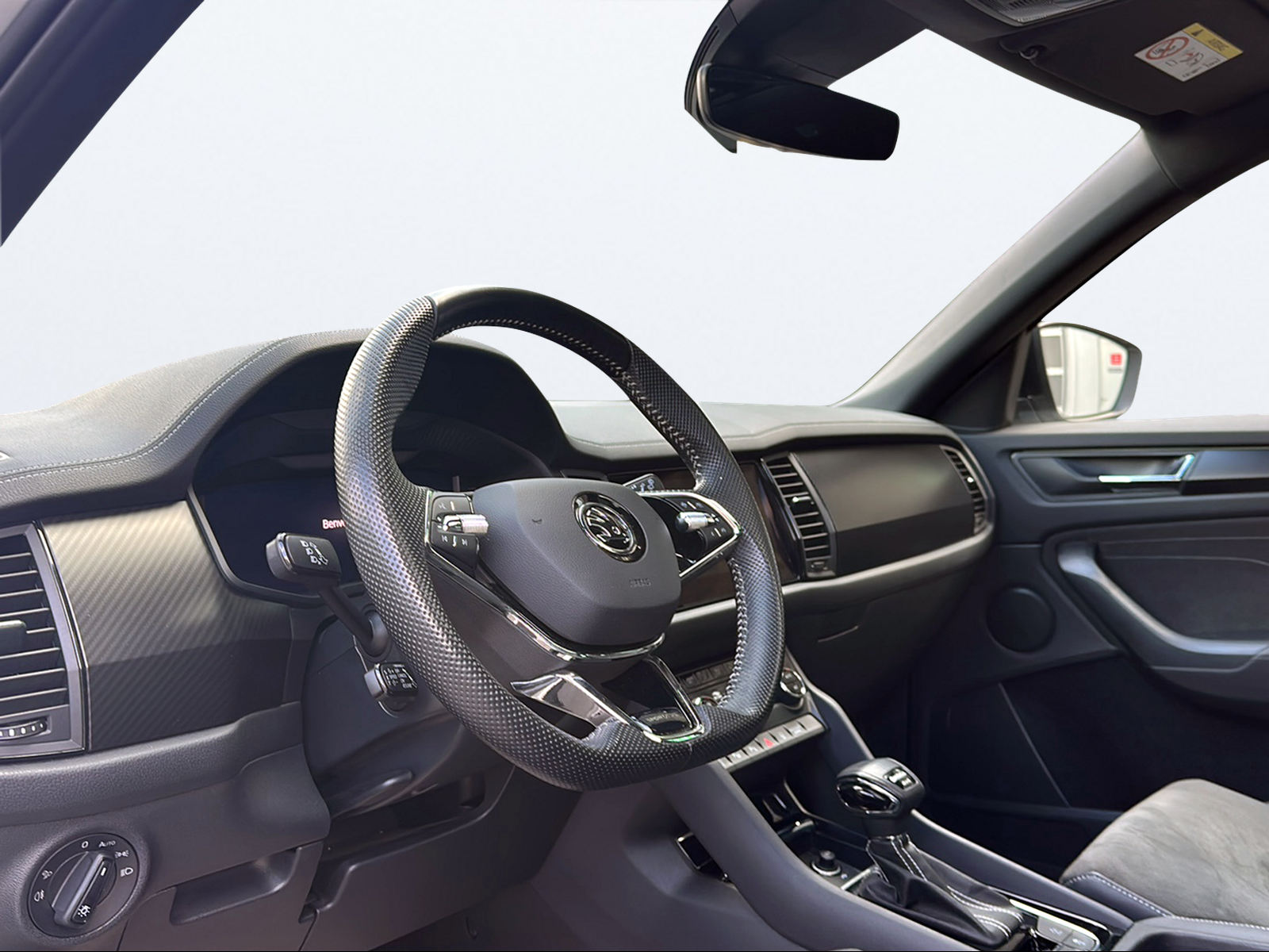 SKODA Kodiaq 2.0 TSI 4x4 SportLine-image-10