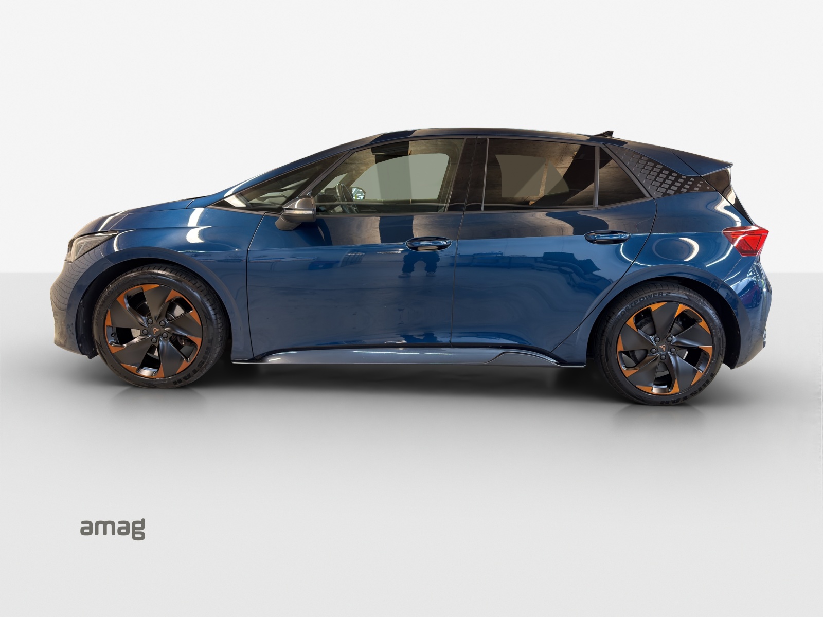 CUPRA Born El Primero Dos-image-1
