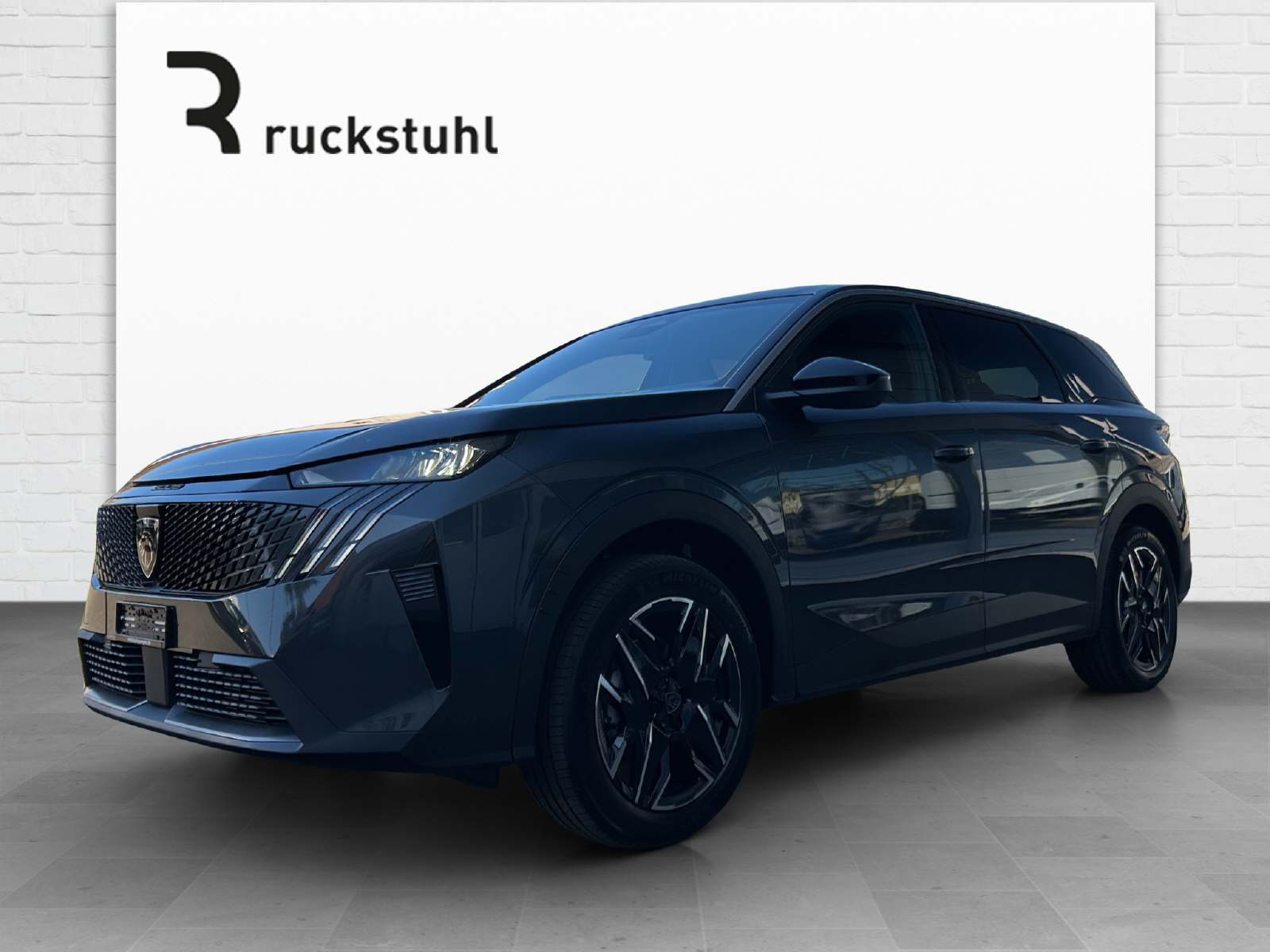 PEUGEOT 5008 1.2 Hybrid Allure Premium-image-1