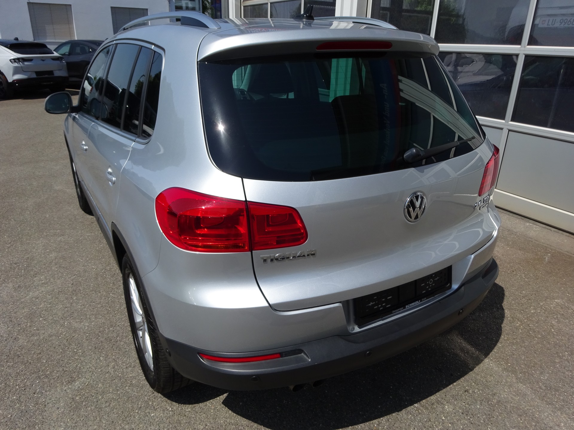 VW Tiguan 2.0 TDI BlueMotion Sport&Style 4Motion DSG-image-1