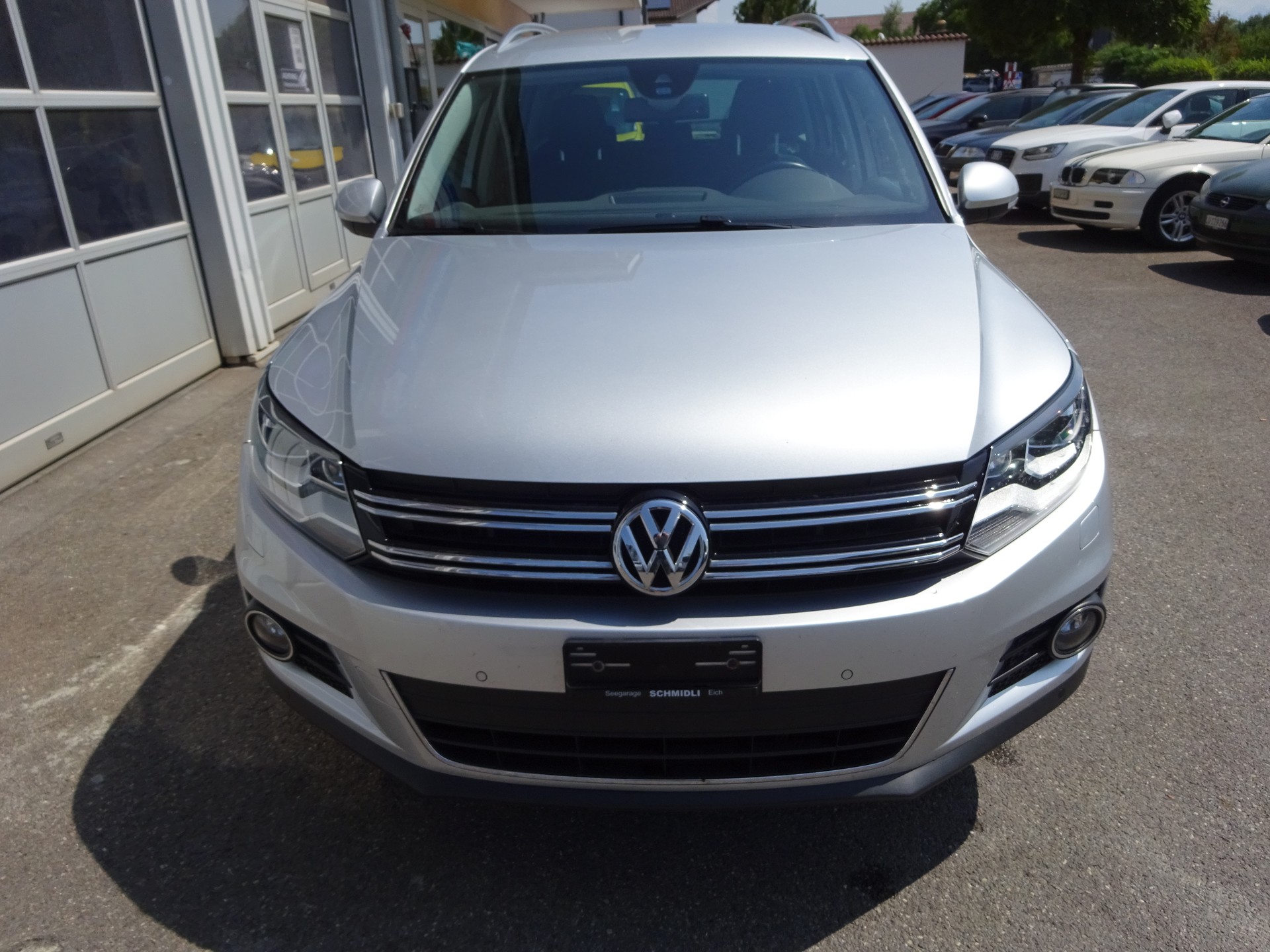 VW Tiguan 2.0 TDI BlueMotion Sport&Style 4Motion DSG-image-4