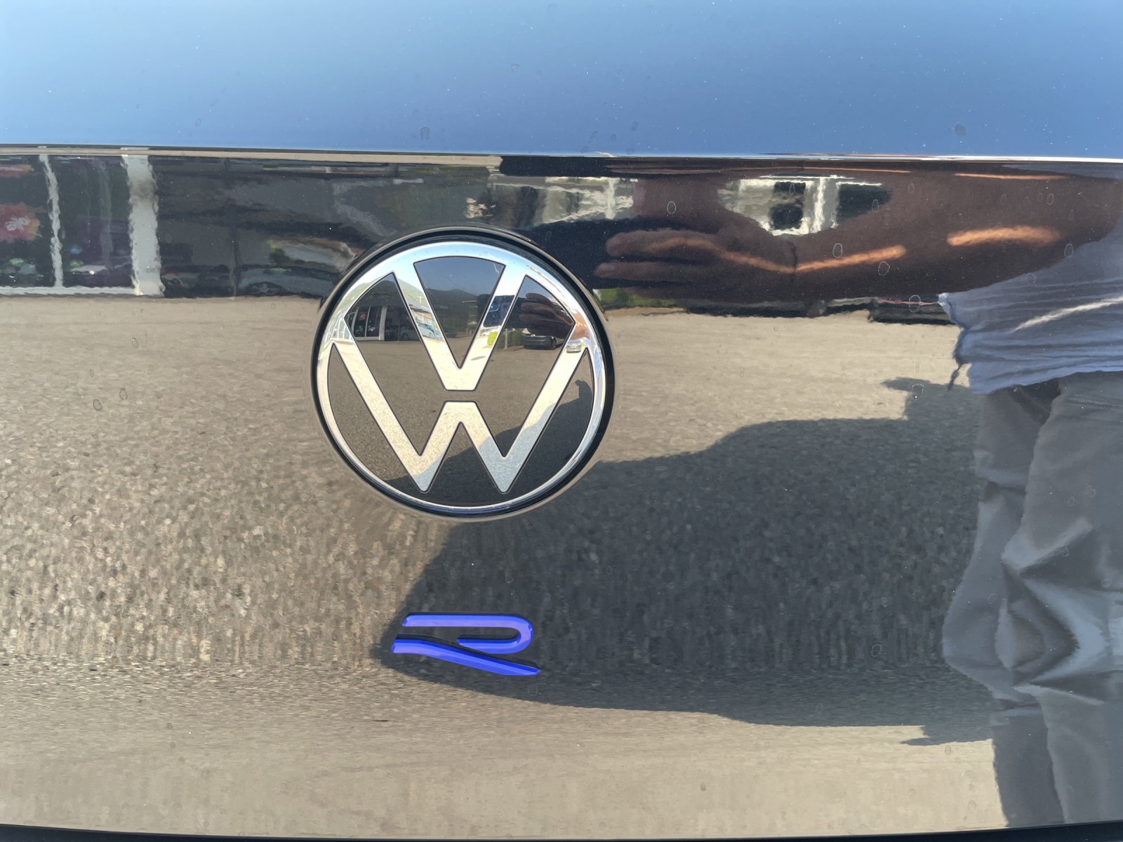 VW Golf 2.0 TSI R DSG 4Motion R 20 Years-image-14