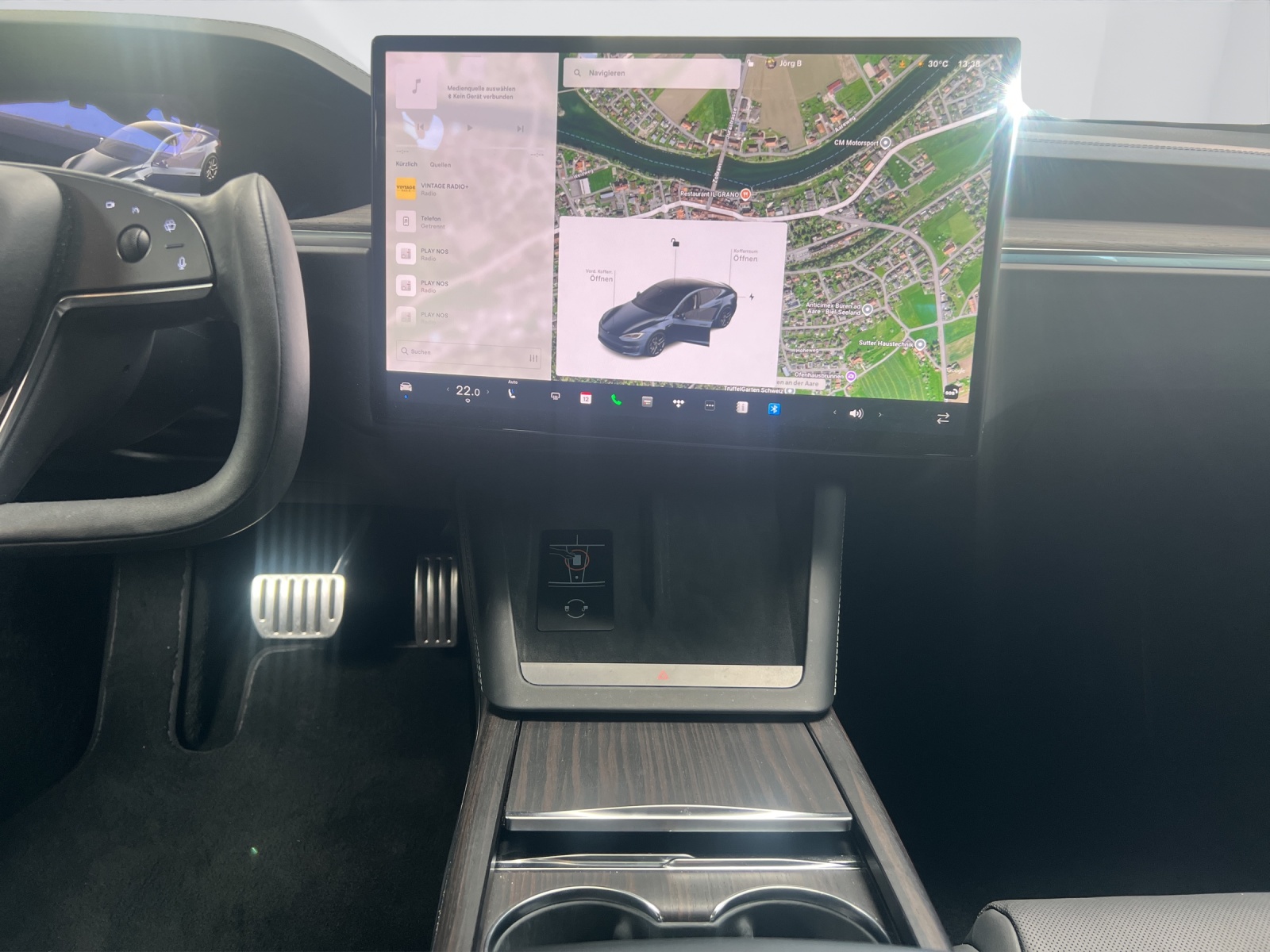 TESLA Model S-image-11
