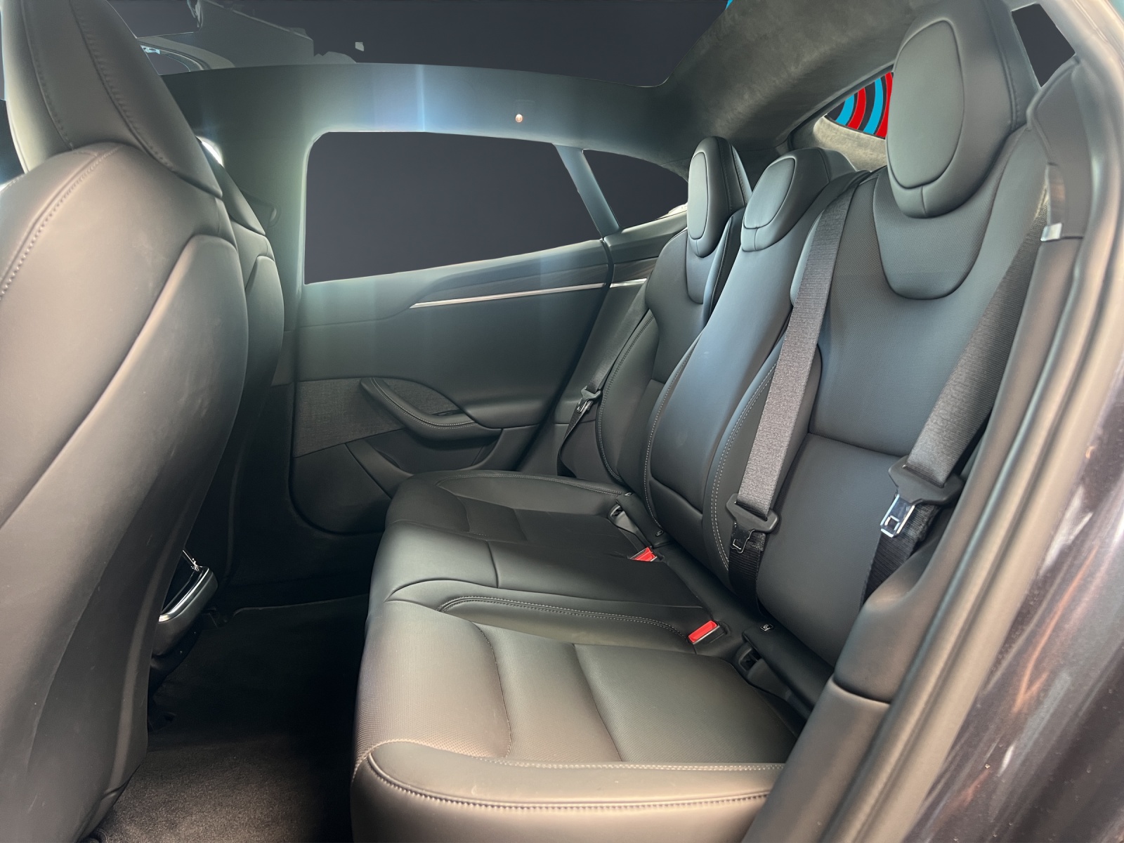 TESLA Model S-image-13