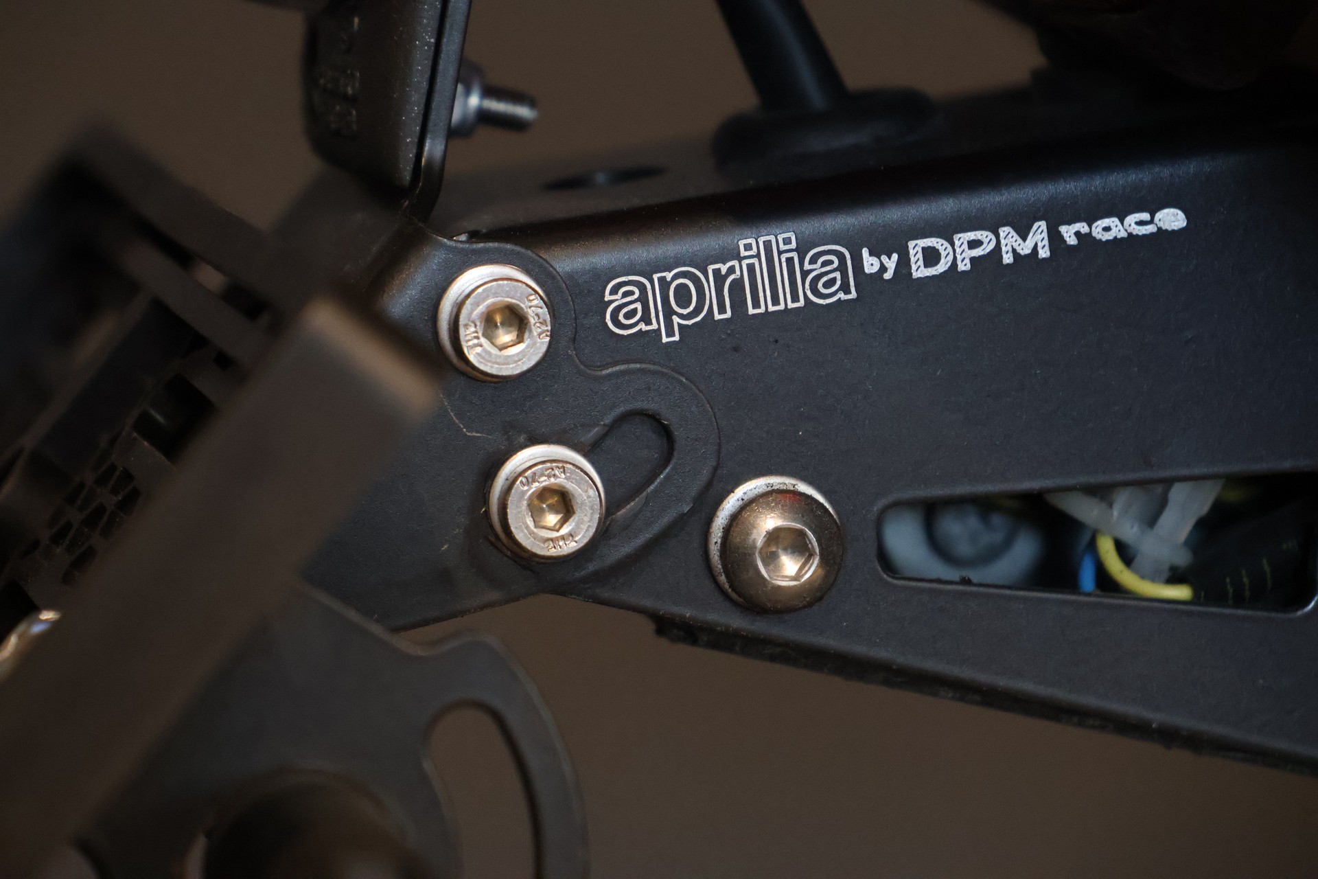APRILIA Dorsoduro SMV 900 ABS (35kw)-image-10
