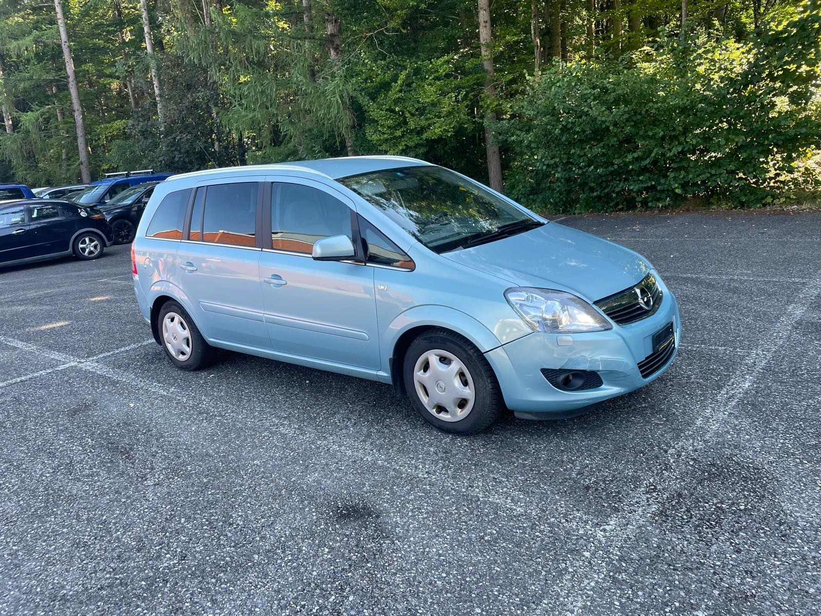 OPEL Zafira 1.8i 16V Cosmo-image-11