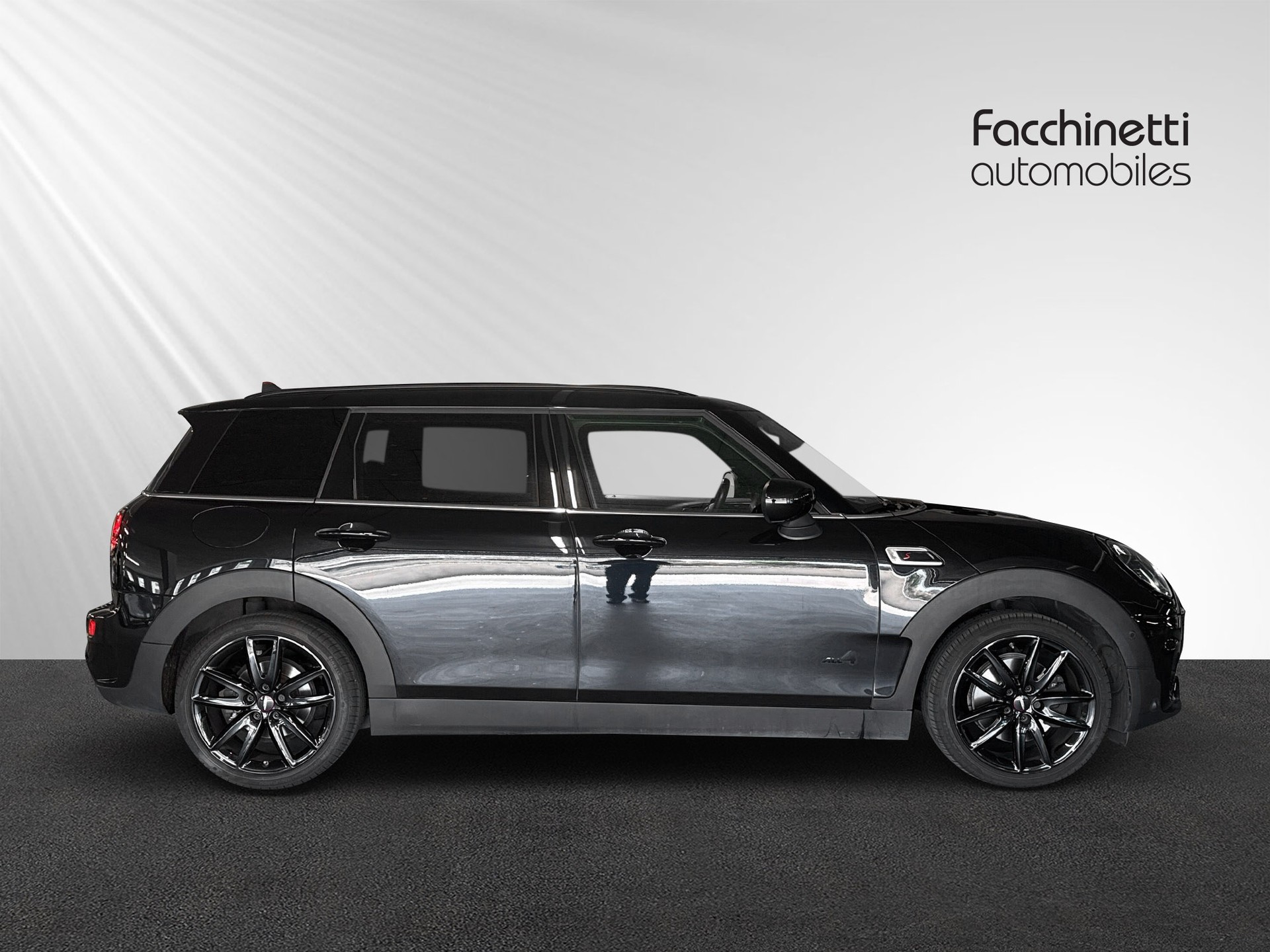 MINI Clubman Cooper S ALL4 Steptronic-image-1