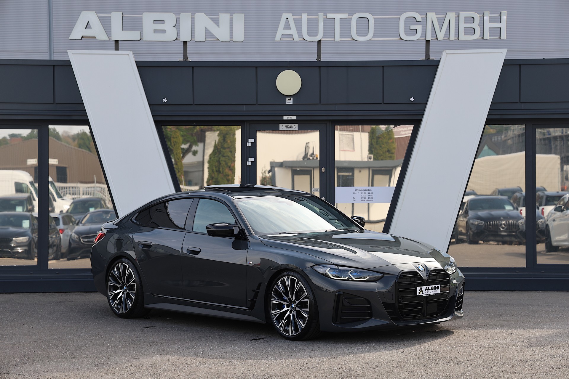 BMW M440i xDrive Gran Coupé-image-1