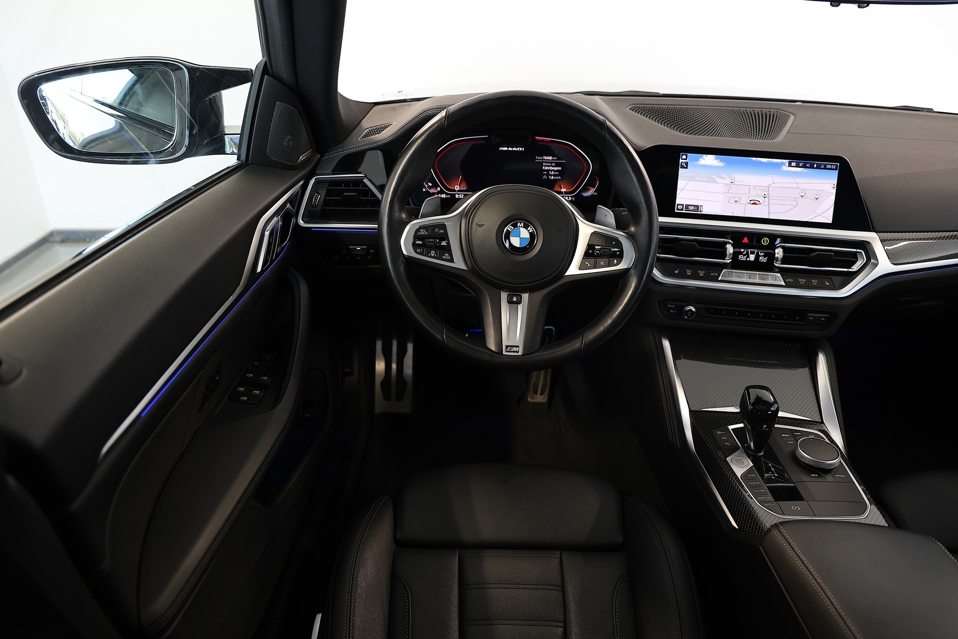 BMW M440i xDrive Gran Coupé-image-12