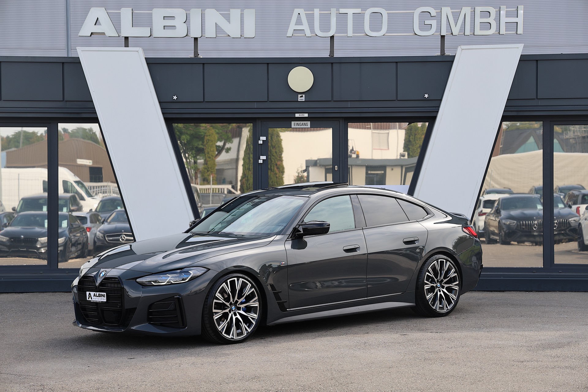 BMW M440i xDrive Gran Coupé-image-0