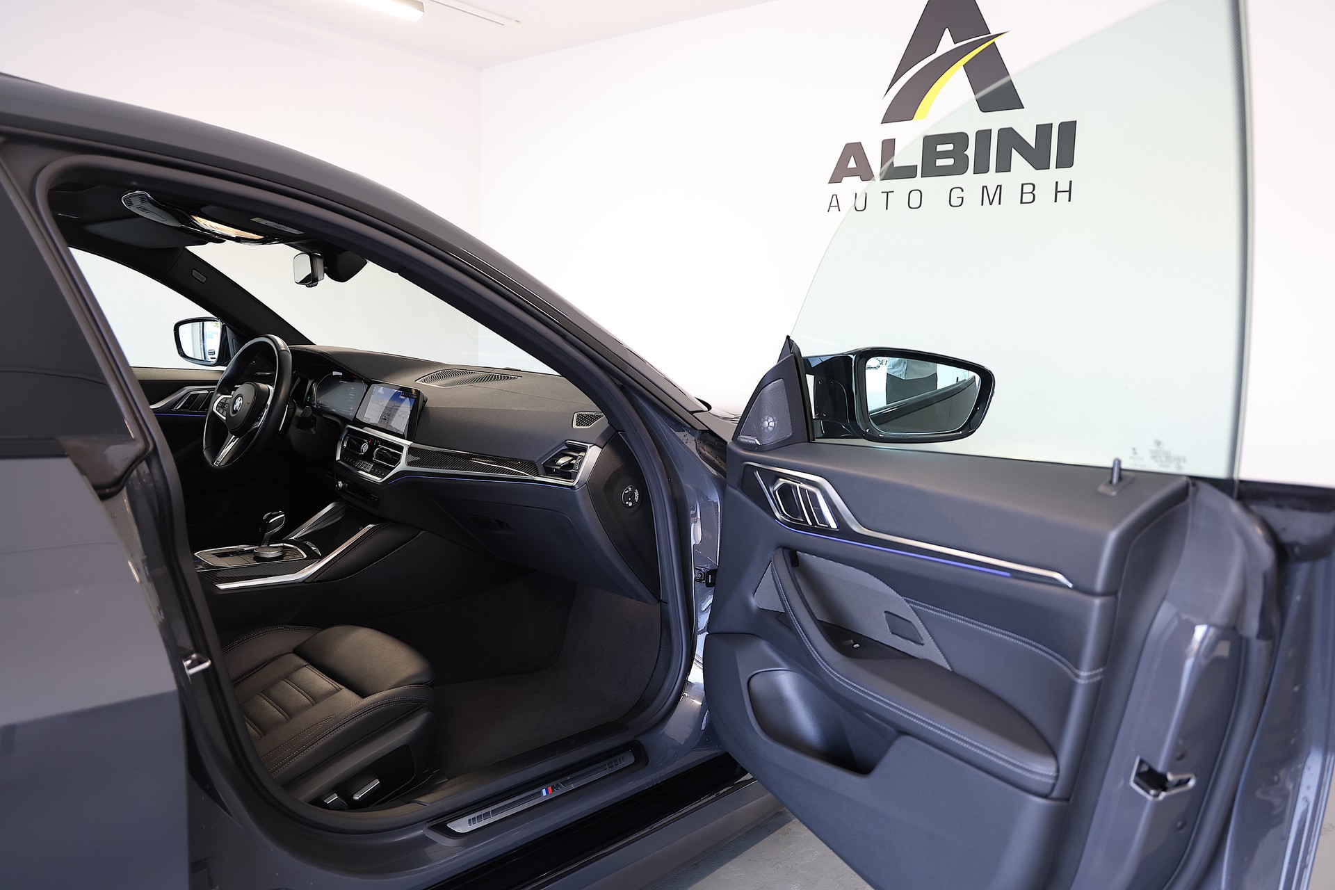 BMW M440i xDrive Gran Coupé-image-15