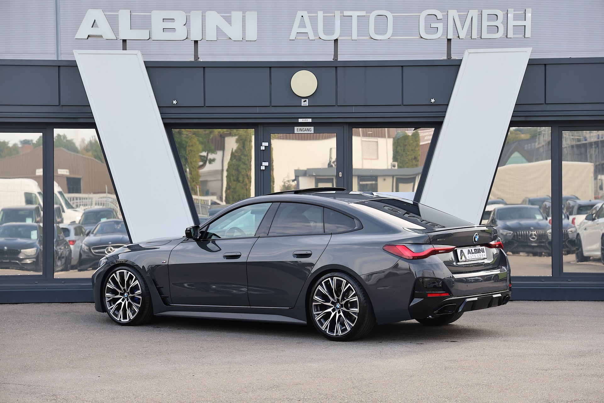 BMW M440i xDrive Gran Coupé-image-3