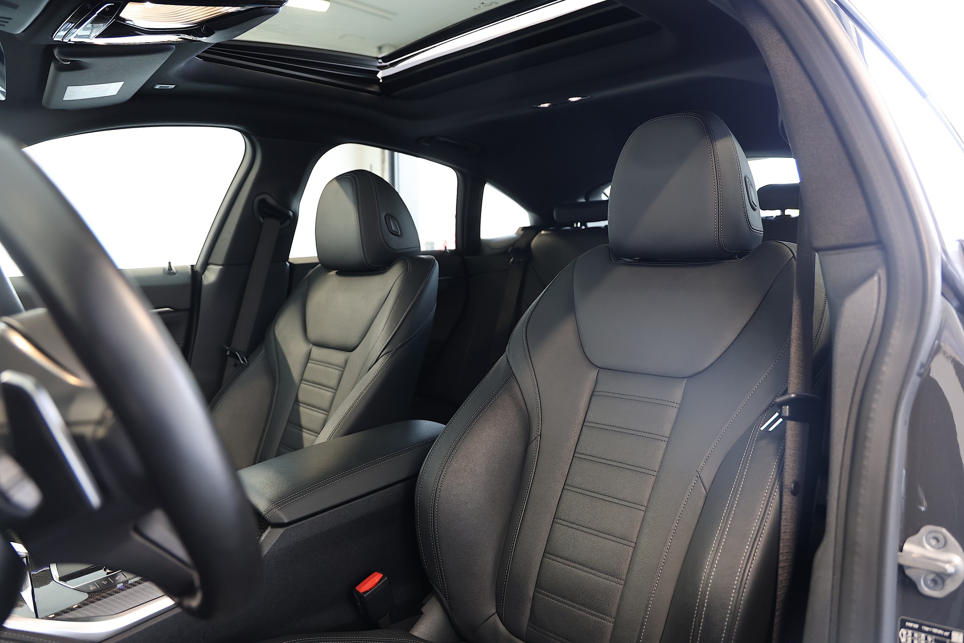 BMW M440i xDrive Gran Coupé-image-10
