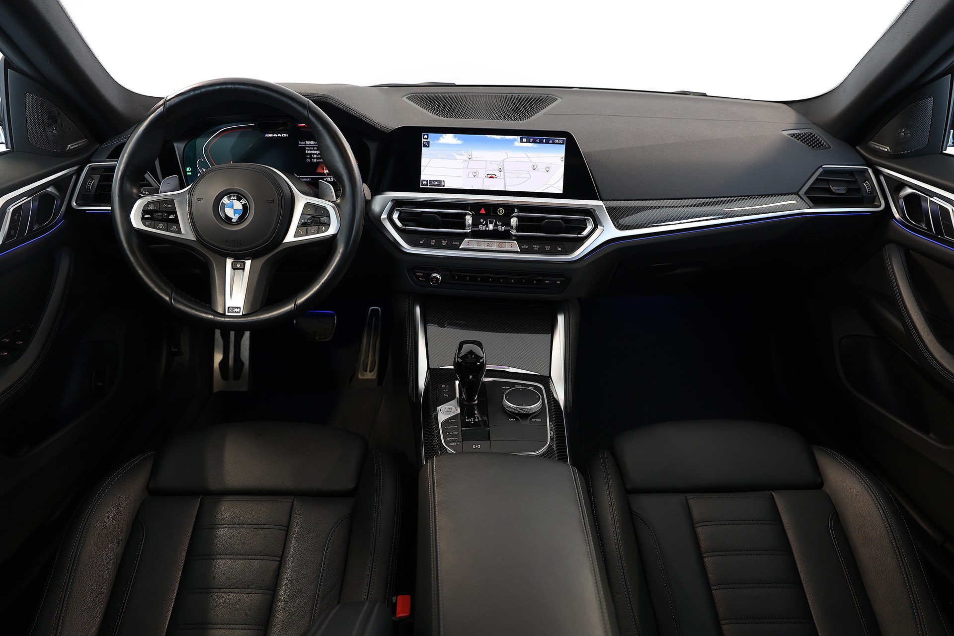 BMW M440i xDrive Gran Coupé-image-13