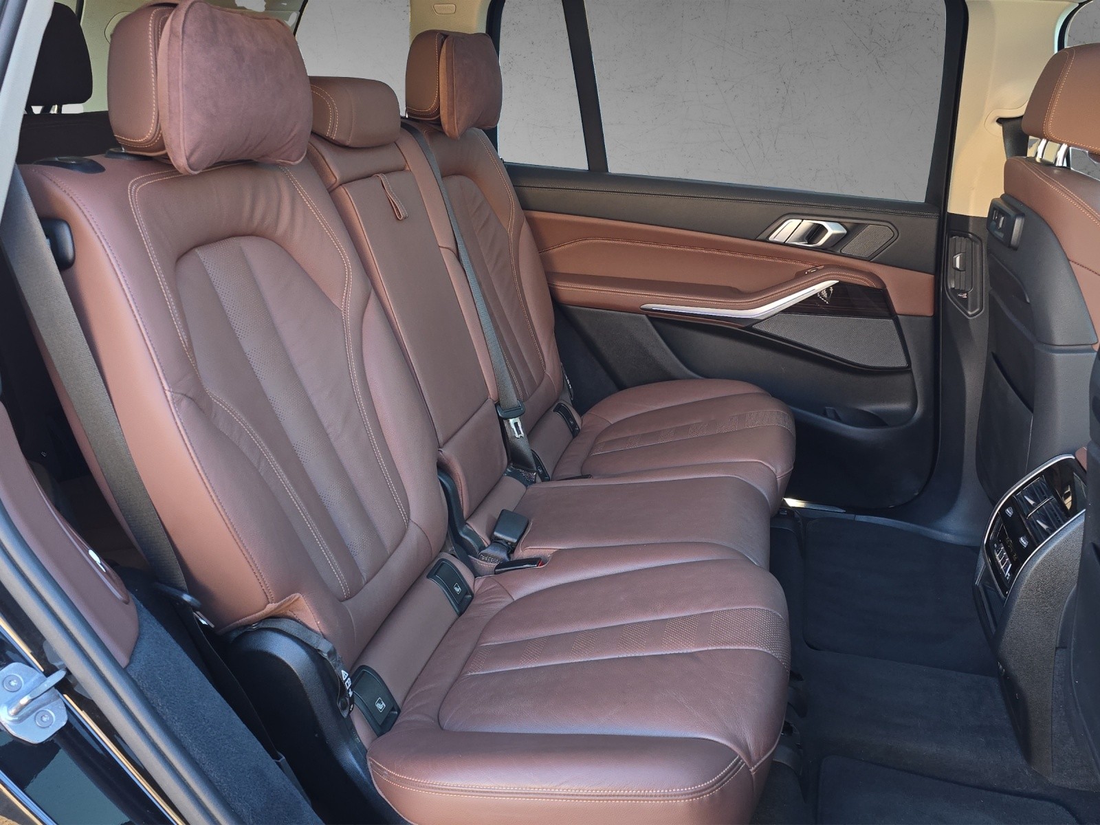 BMW X7 xDrive 40i Steptronic Luftfederung 7-Sitzer-image-16