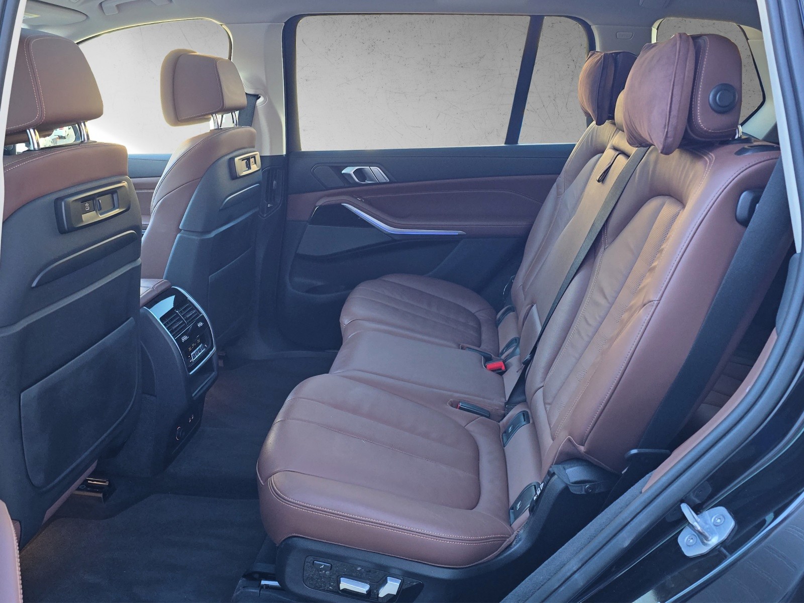 BMW X7 xDrive 40i Steptronic Luftfederung 7-Sitzer-image-15