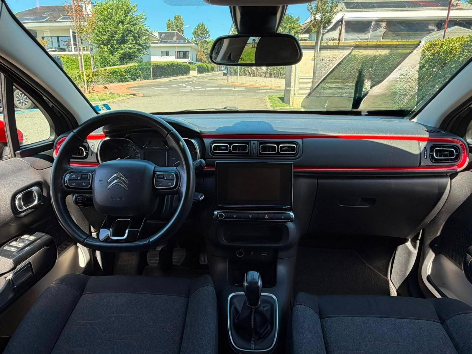 CITROEN C3 1.2i PureTech Feel-image-10