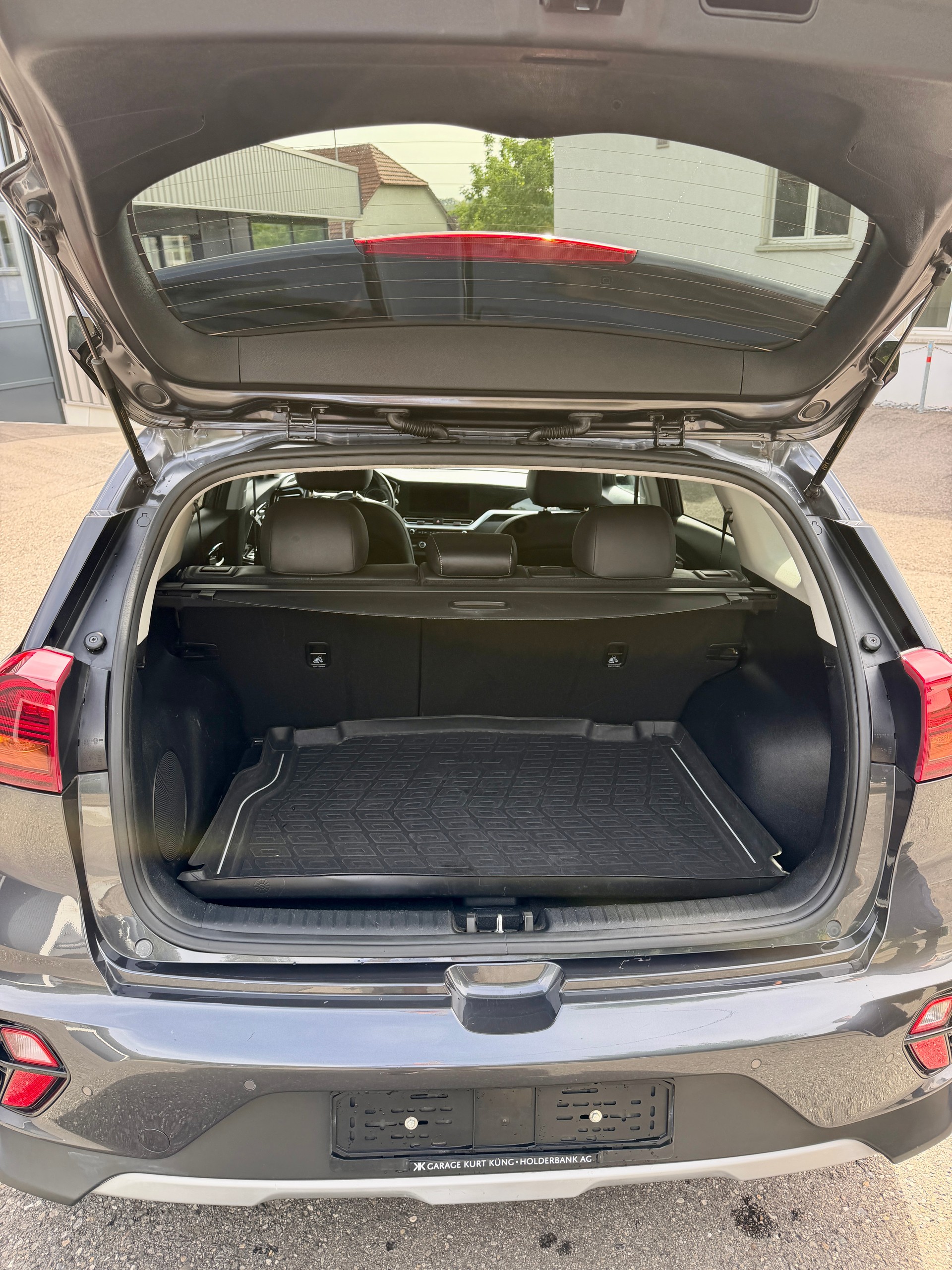 KIA Niro 1.6GDi Hybrid Power DCT-image-14