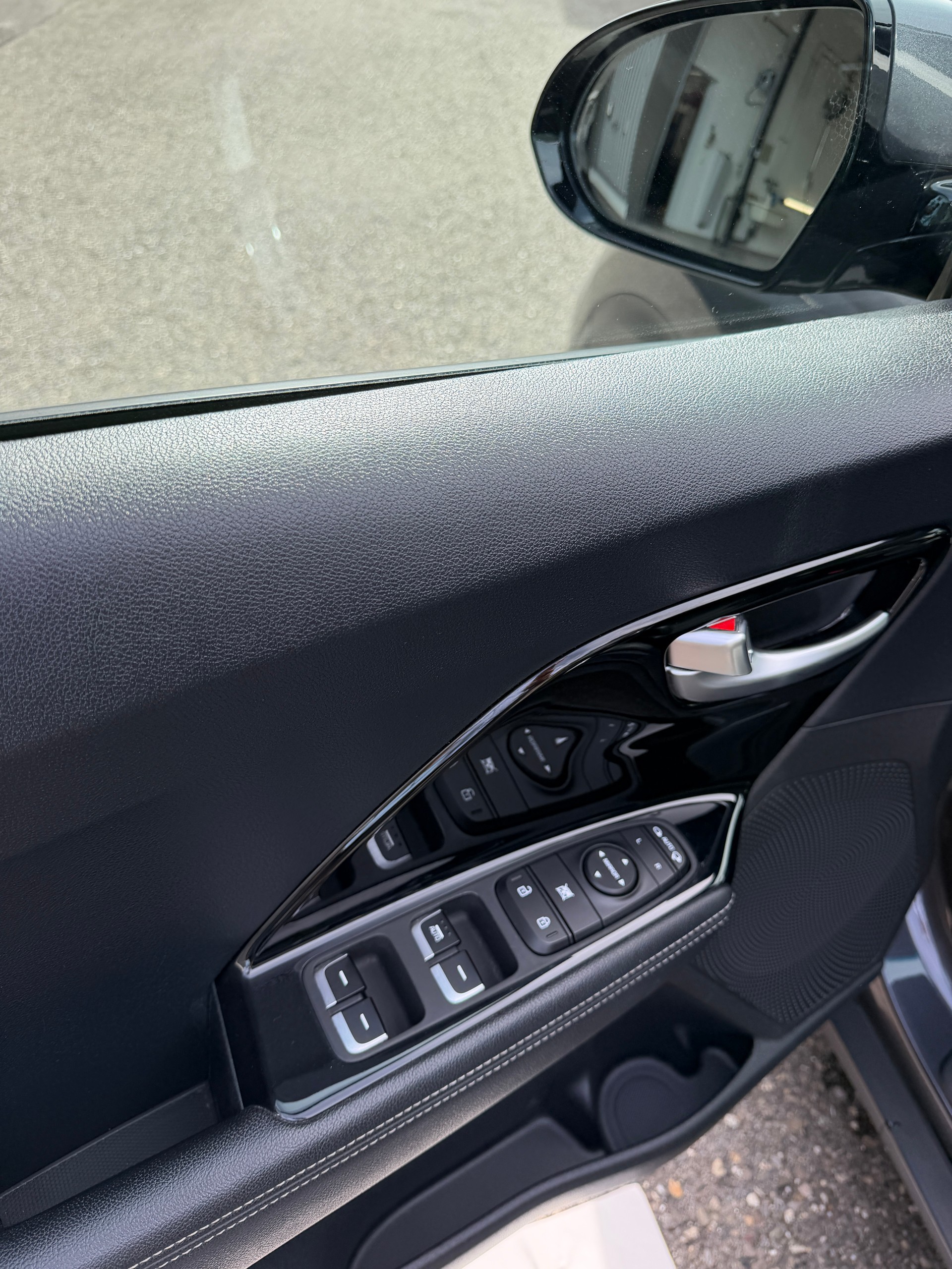 KIA Niro 1.6GDi Hybrid Power DCT-image-10