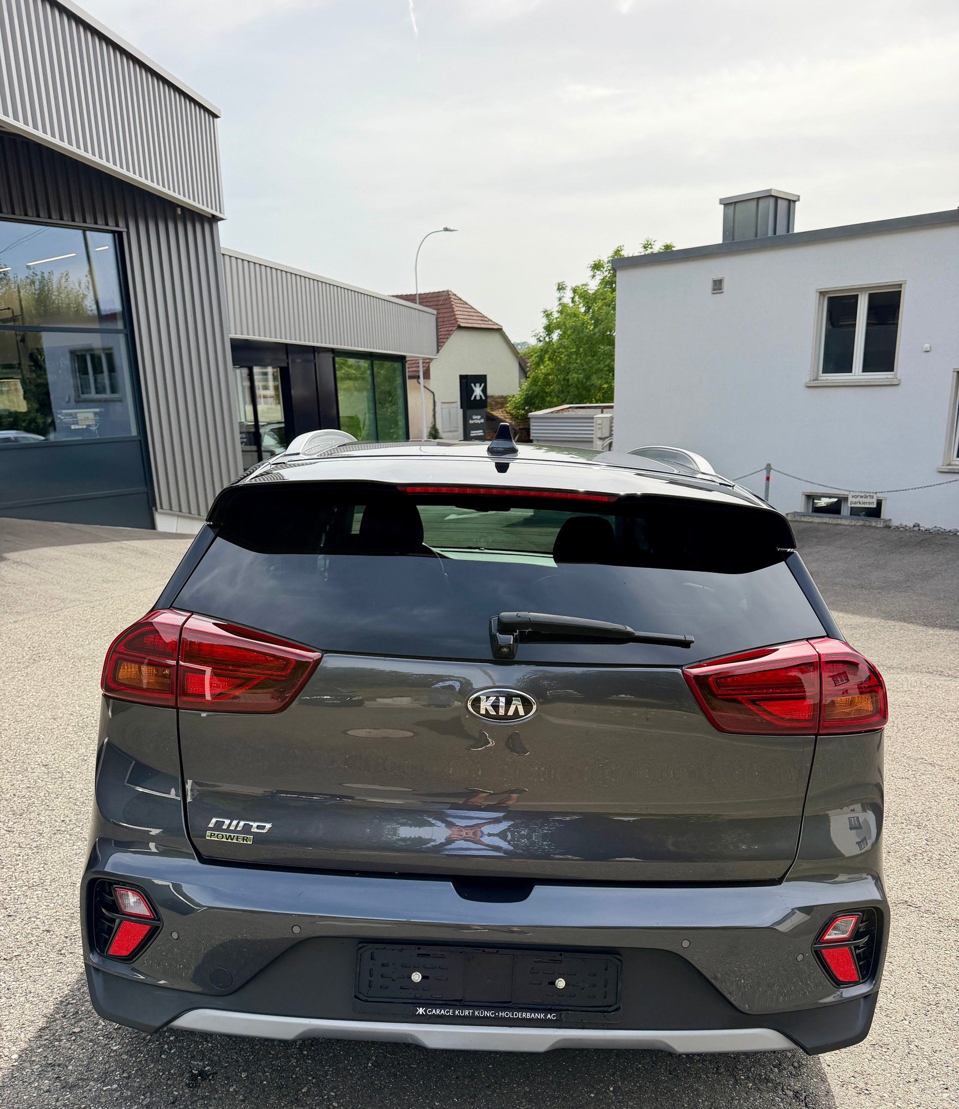 KIA Niro 1.6GDi Hybrid Power DCT-image-4