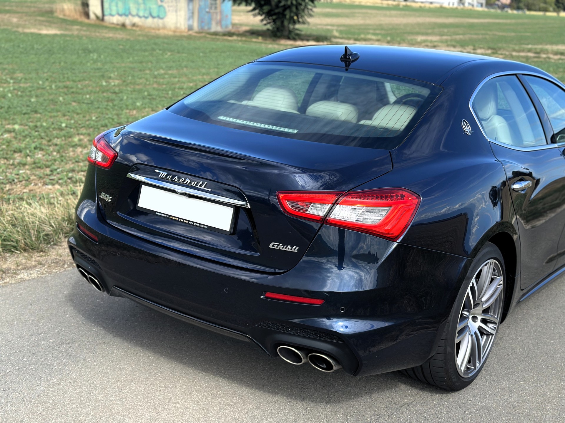 MASERATI Ghibli S Q4 3.0 V6 GranSport-image-8