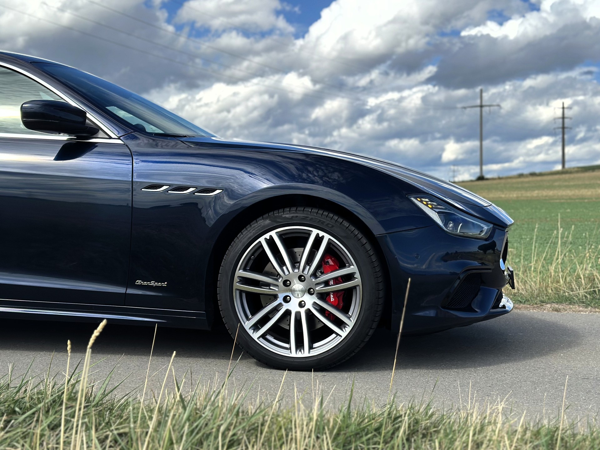 MASERATI Ghibli S Q4 3.0 V6 GranSport-image-4