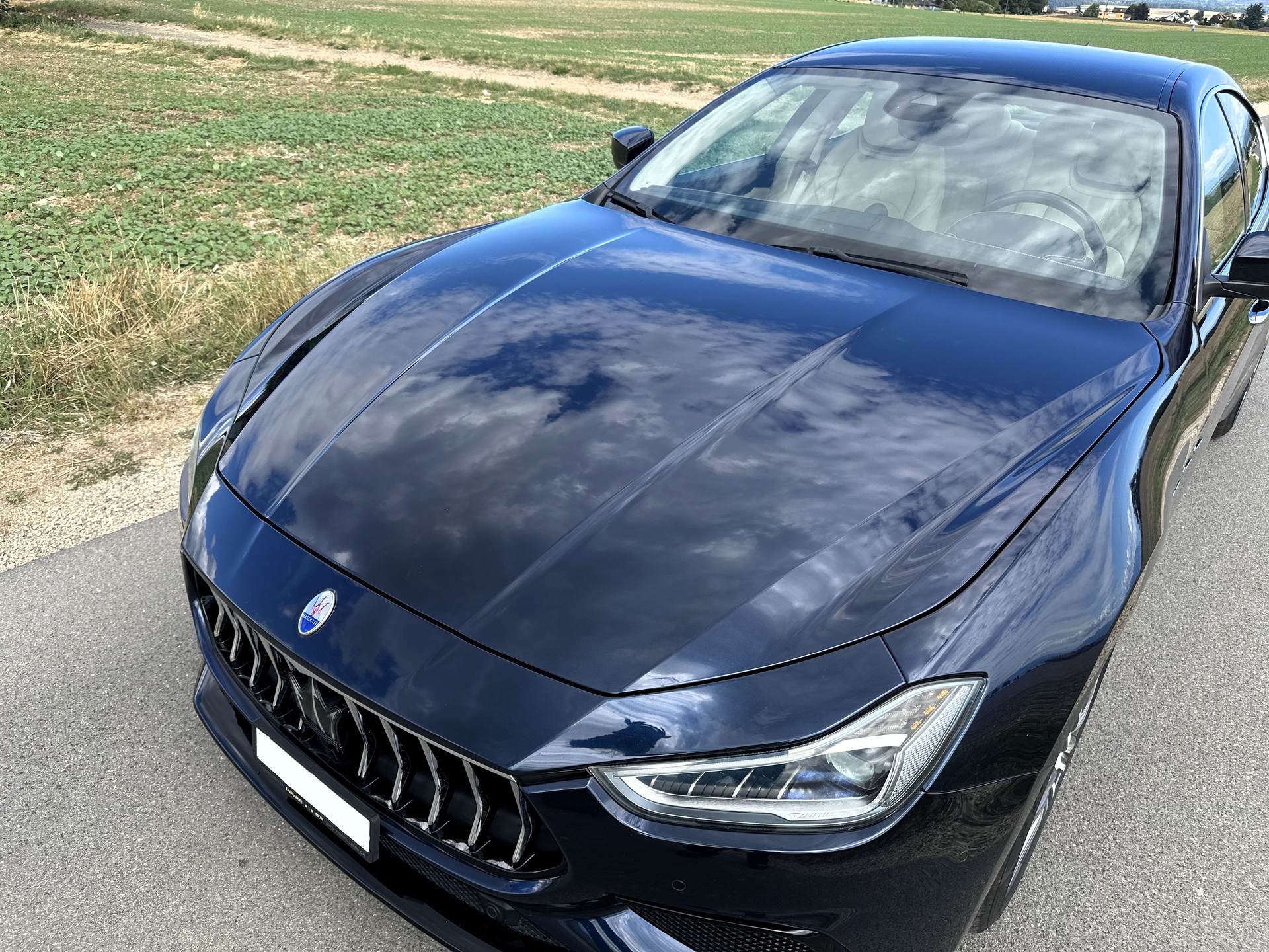 MASERATI Ghibli S Q4 3.0 V6 GranSport-image-2