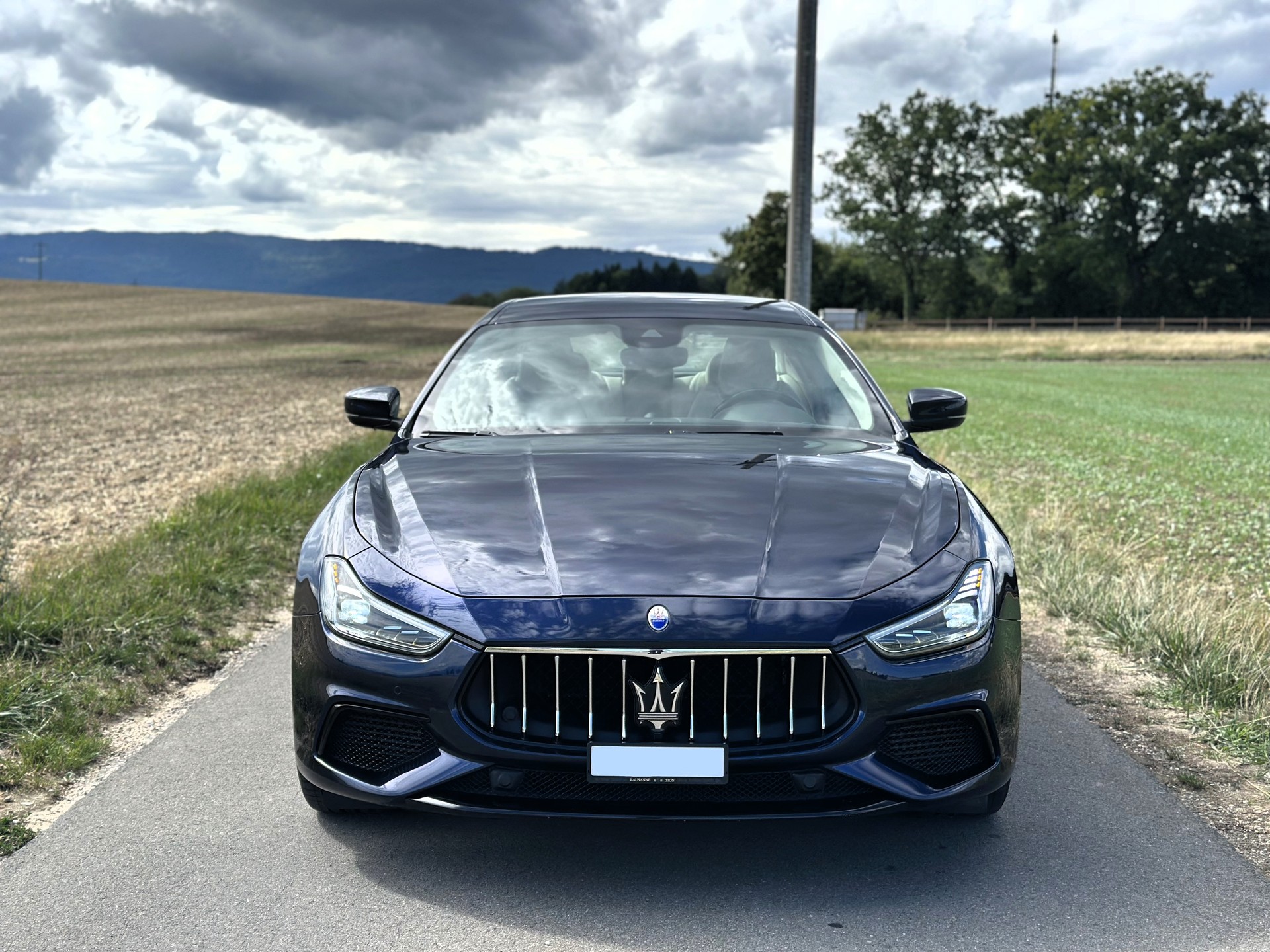 MASERATI Ghibli S Q4 3.0 V6 GranSport-image-3
