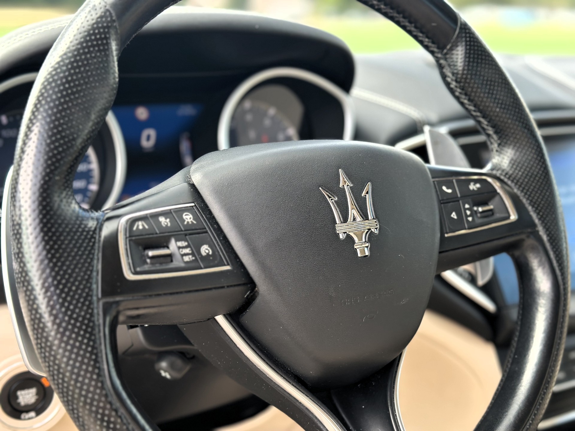 MASERATI Ghibli S Q4 3.0 V6 GranSport-image-11