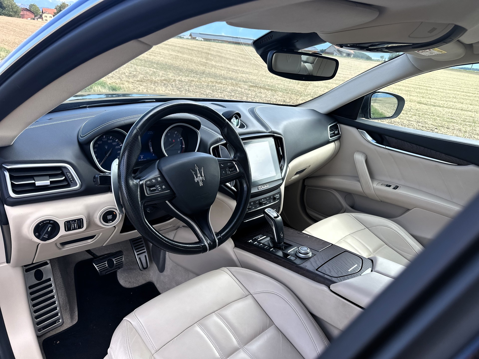 MASERATI Ghibli S Q4 3.0 V6 GranSport-image-10