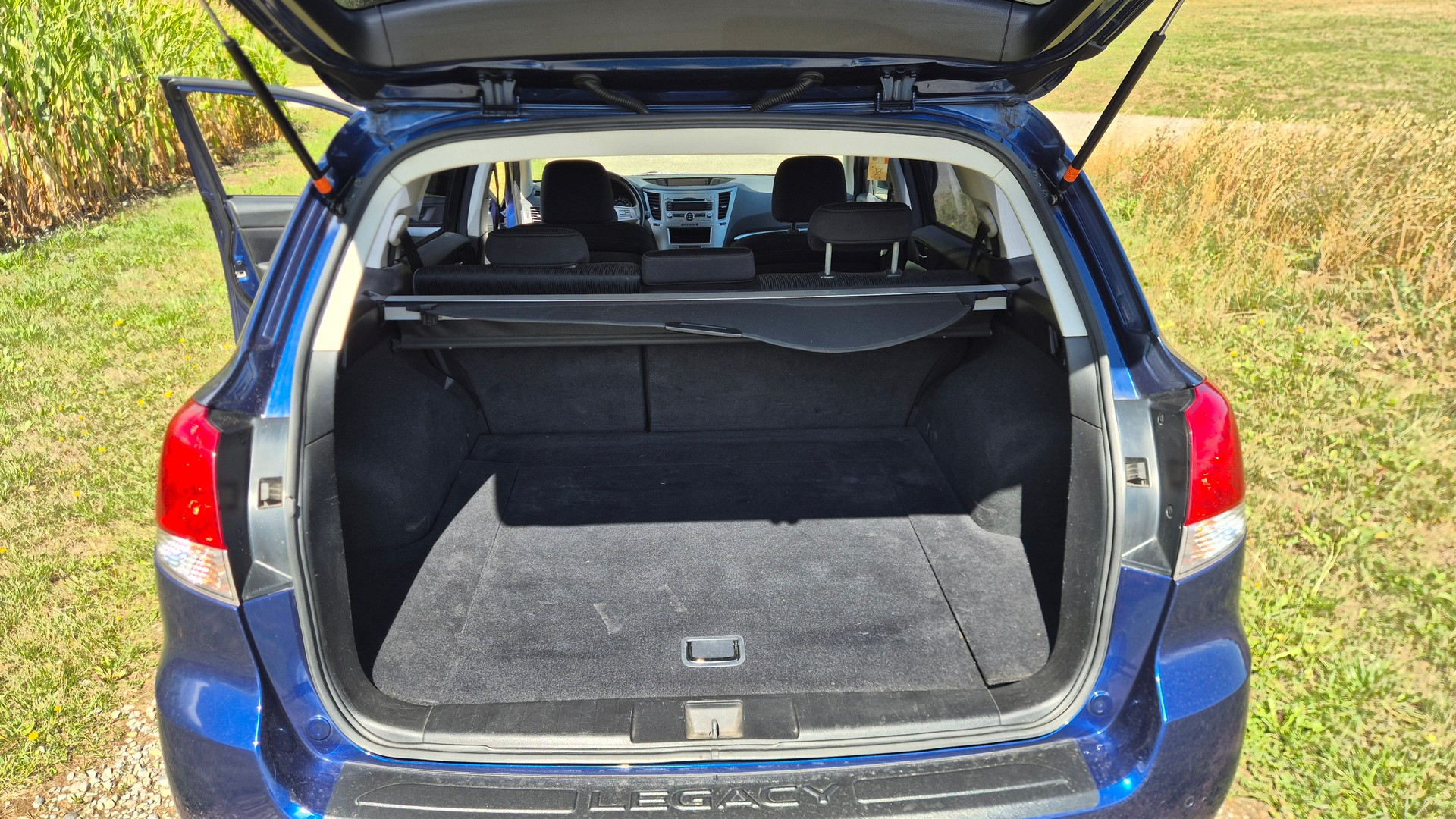 SUBARU Legacy 2.0i Swiss AWD-image-8