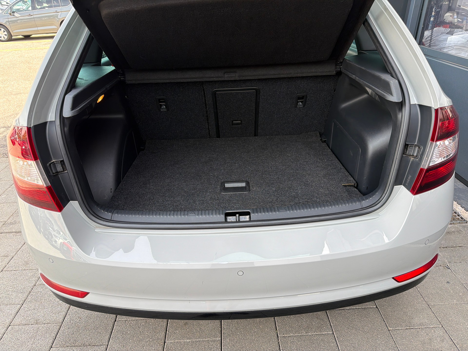 SKODA Rapid Spaceback 1.0 TSI Monte Carlo DSG-image-5