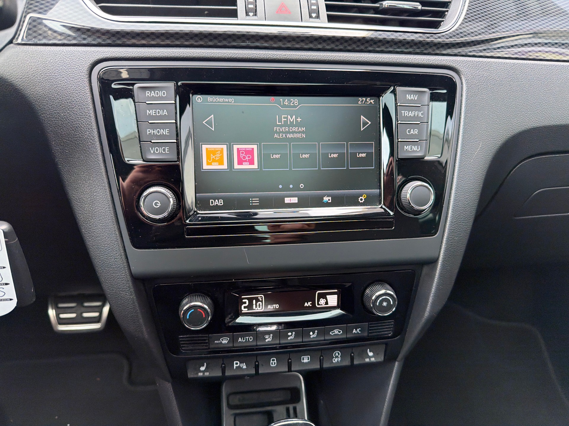 SKODA Rapid Spaceback 1.0 TSI Monte Carlo DSG-image-12