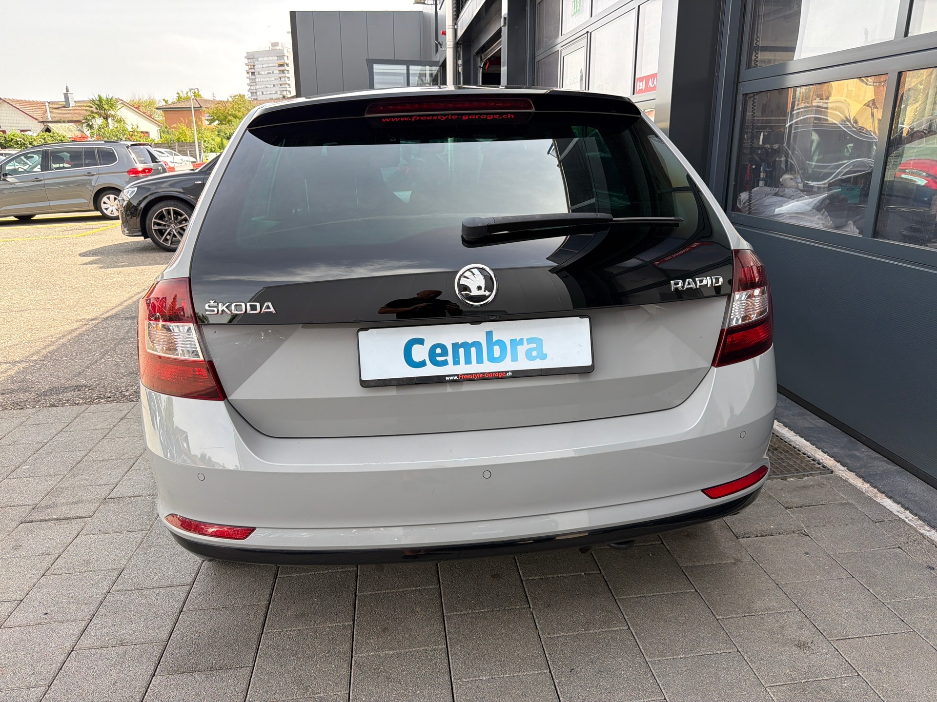SKODA Rapid Spaceback 1.0 TSI Monte Carlo DSG-image-4
