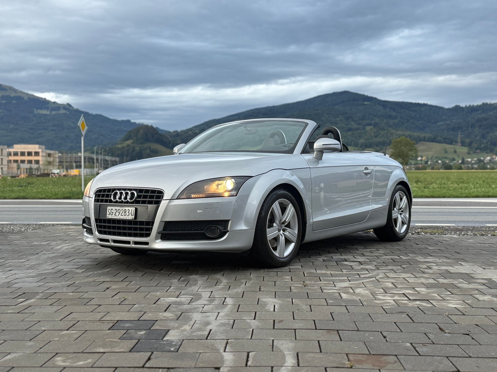 AUDI TT Roadster 1.8 TFSI-image-0