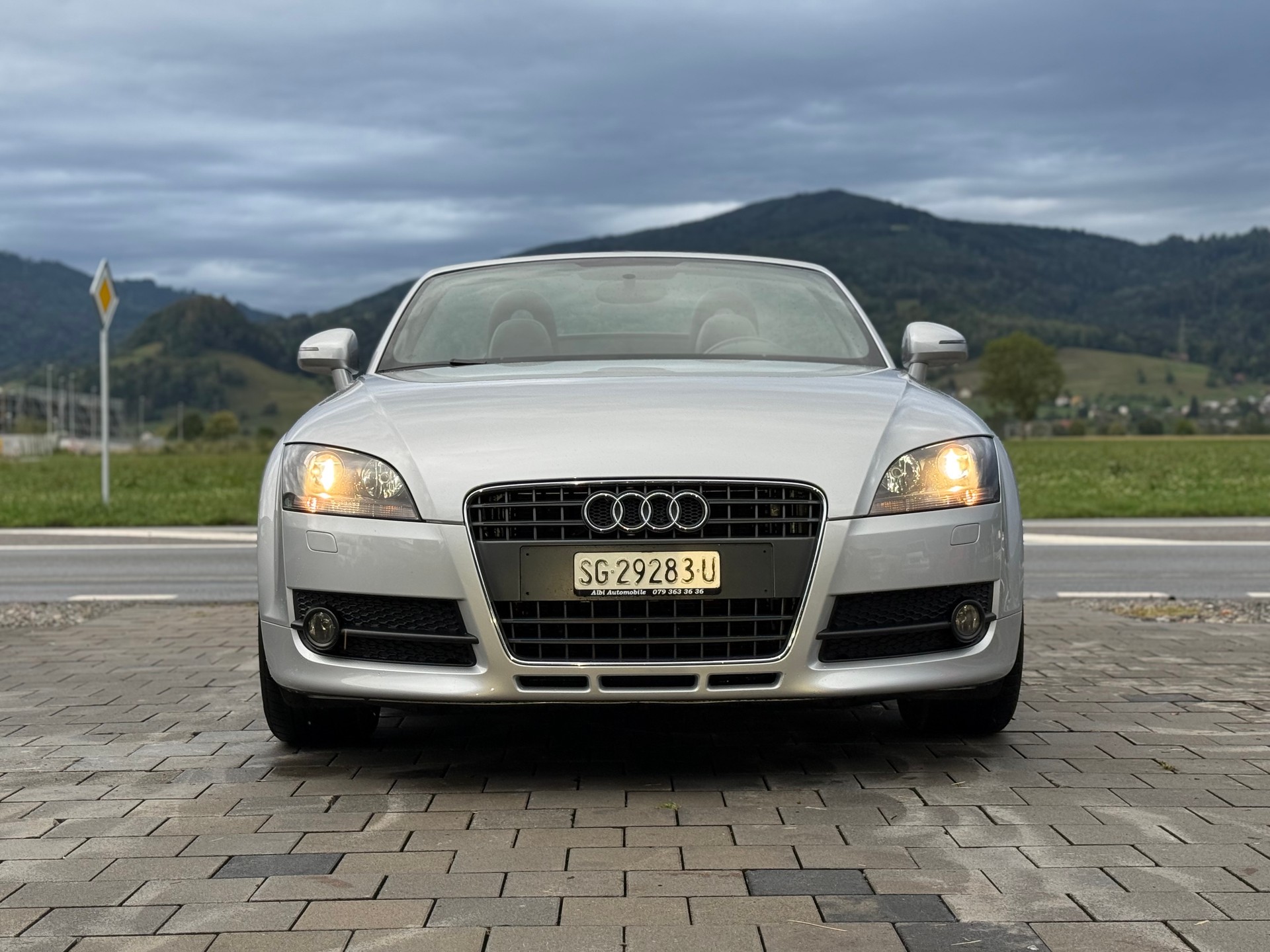 AUDI TT Roadster 1.8 TFSI-image-3