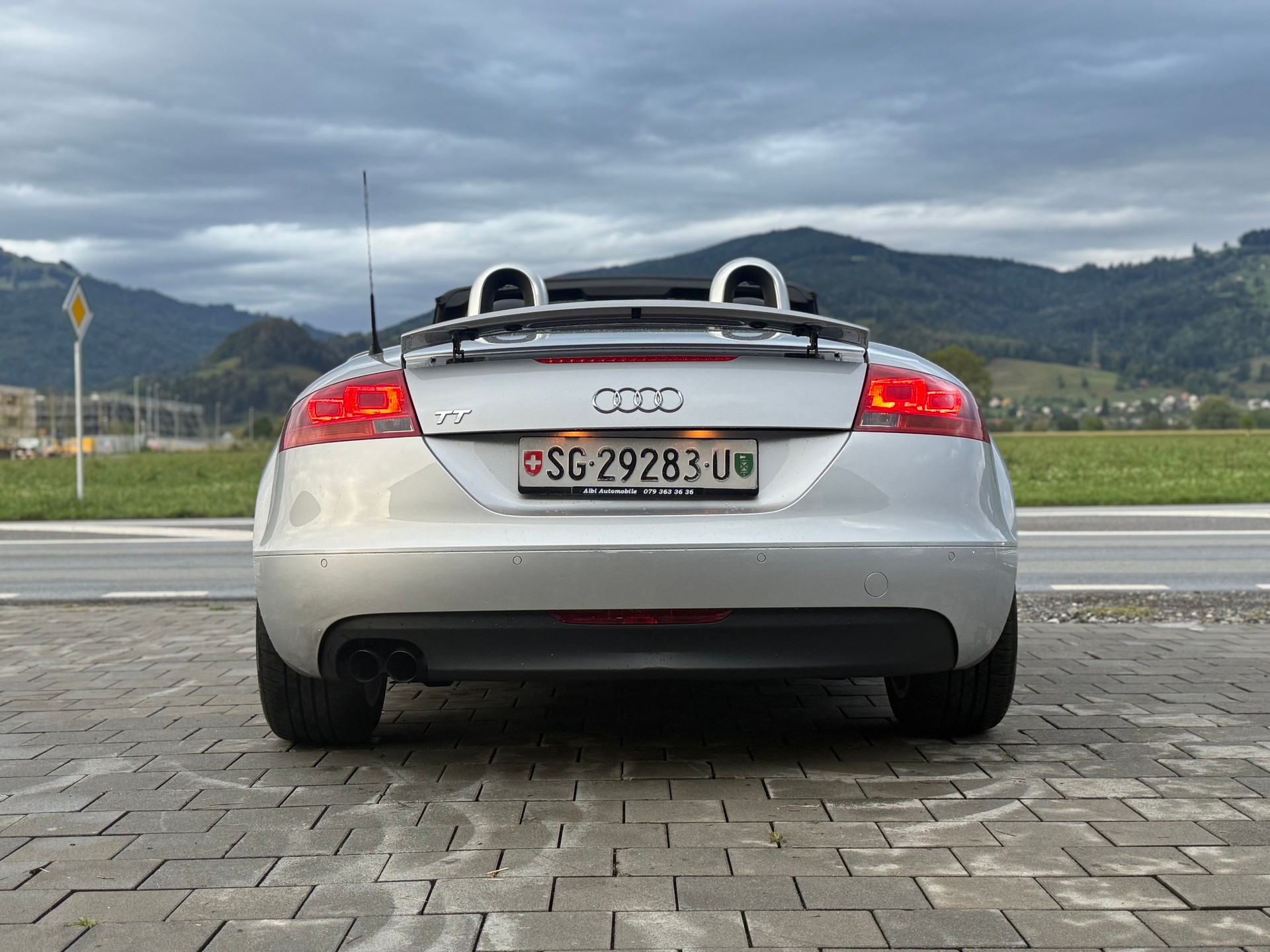 AUDI TT Roadster 1.8 TFSI-image-7