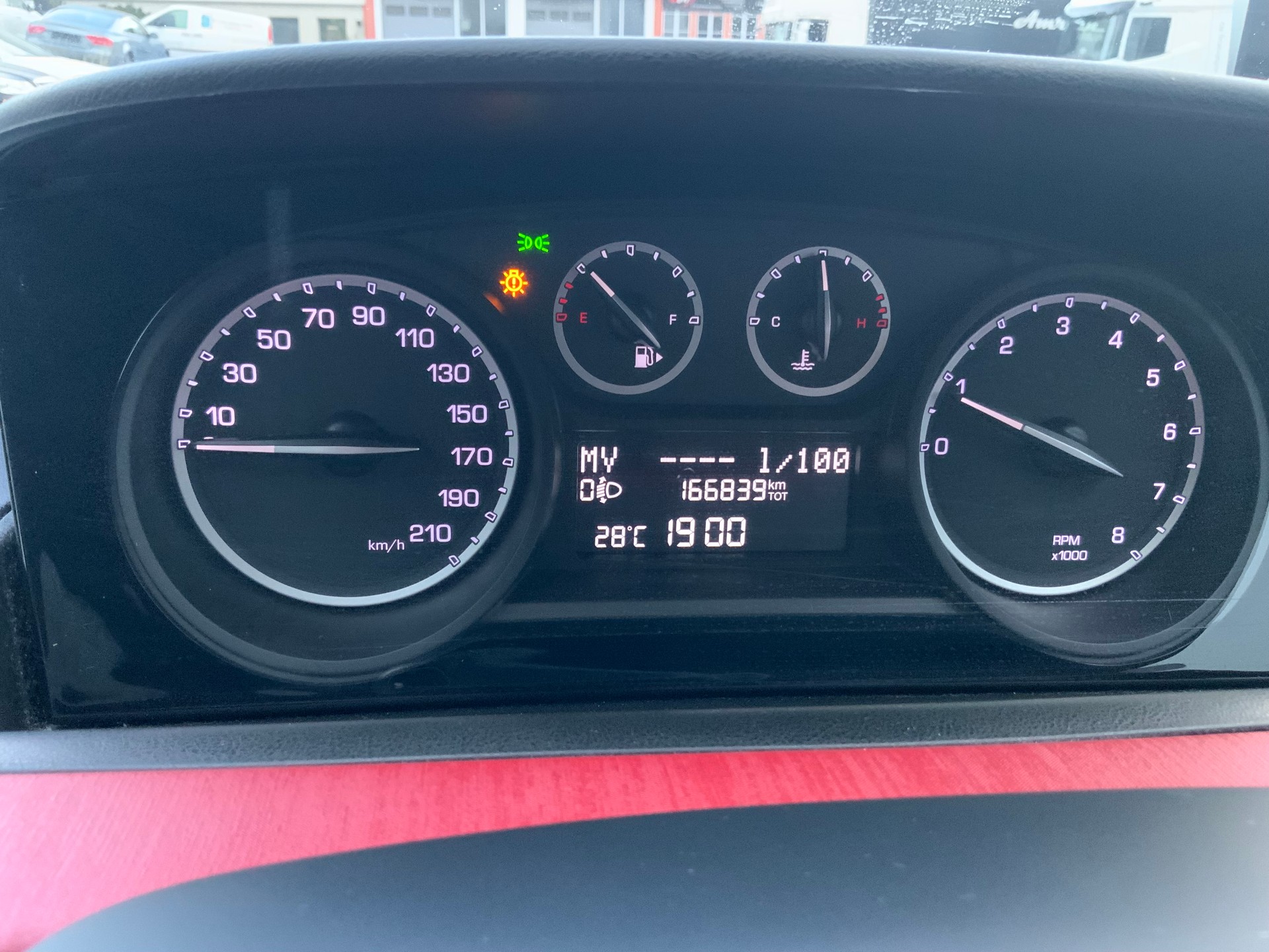 LANCIA Ypsilon 1.2 Black&Red-image-8