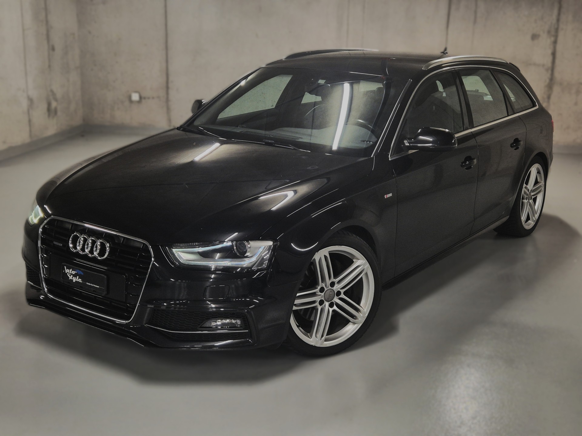 AUDI A4 Avant 3.0 TDI quattro S-tronic-image-2