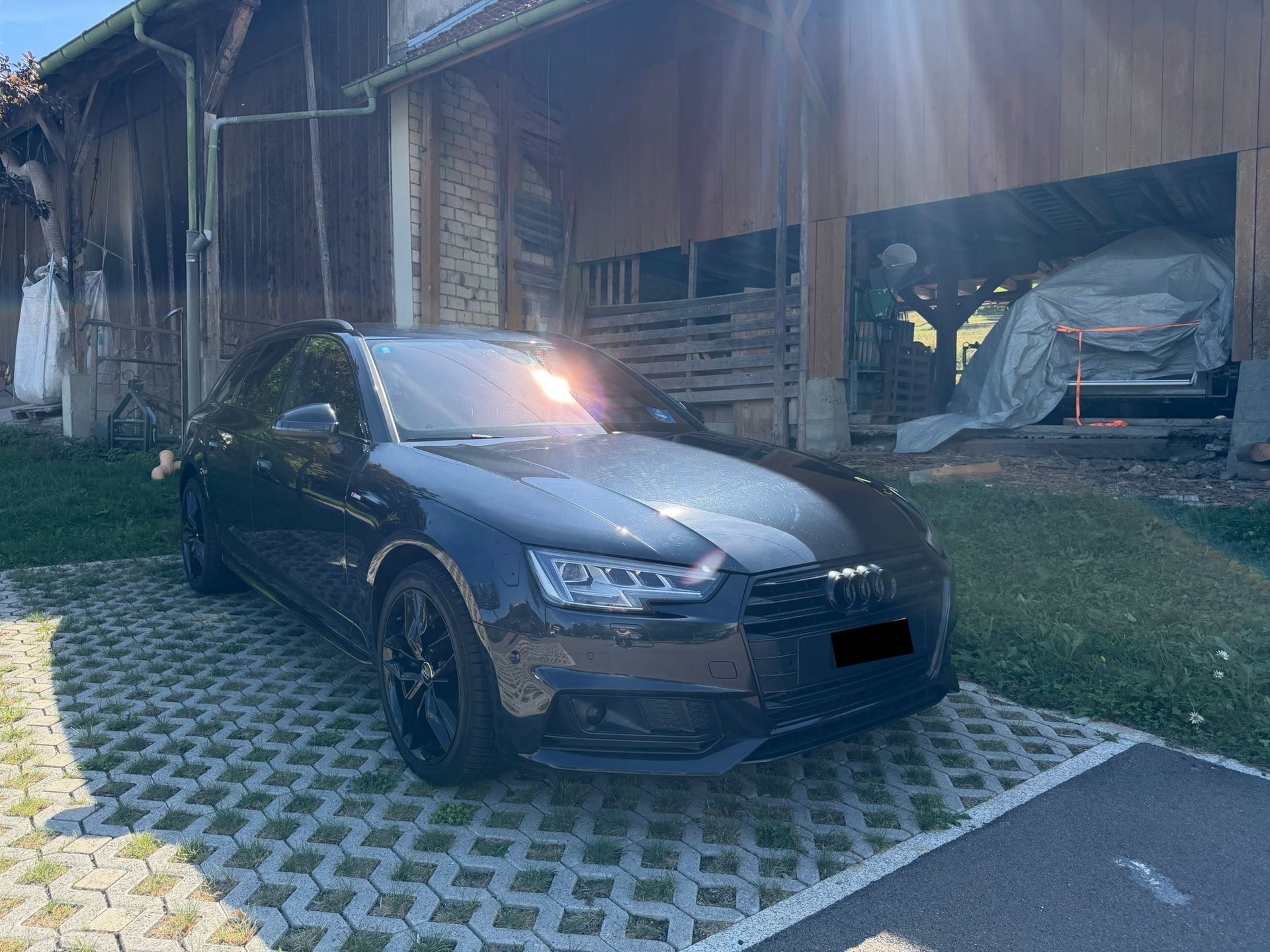 AUDI 2.0 TFSI g-tron Sport S-Tronic-image-1